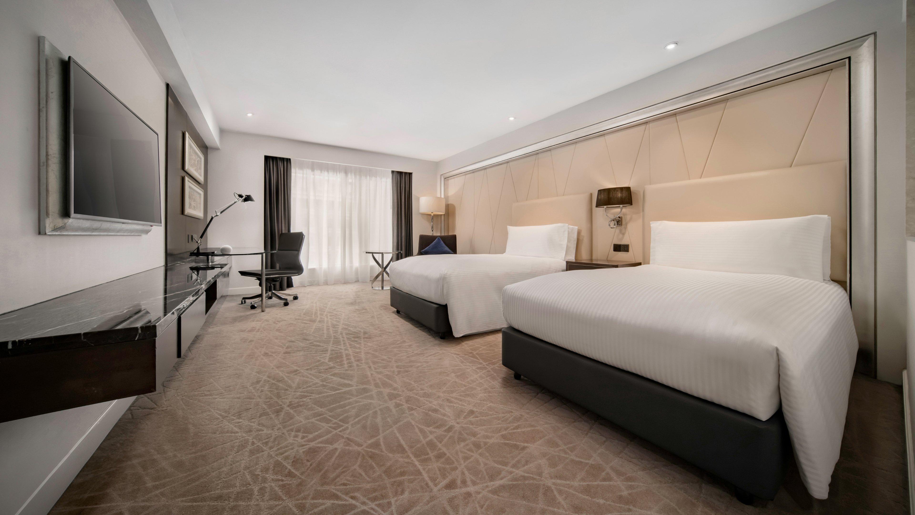 Twin Classic City View