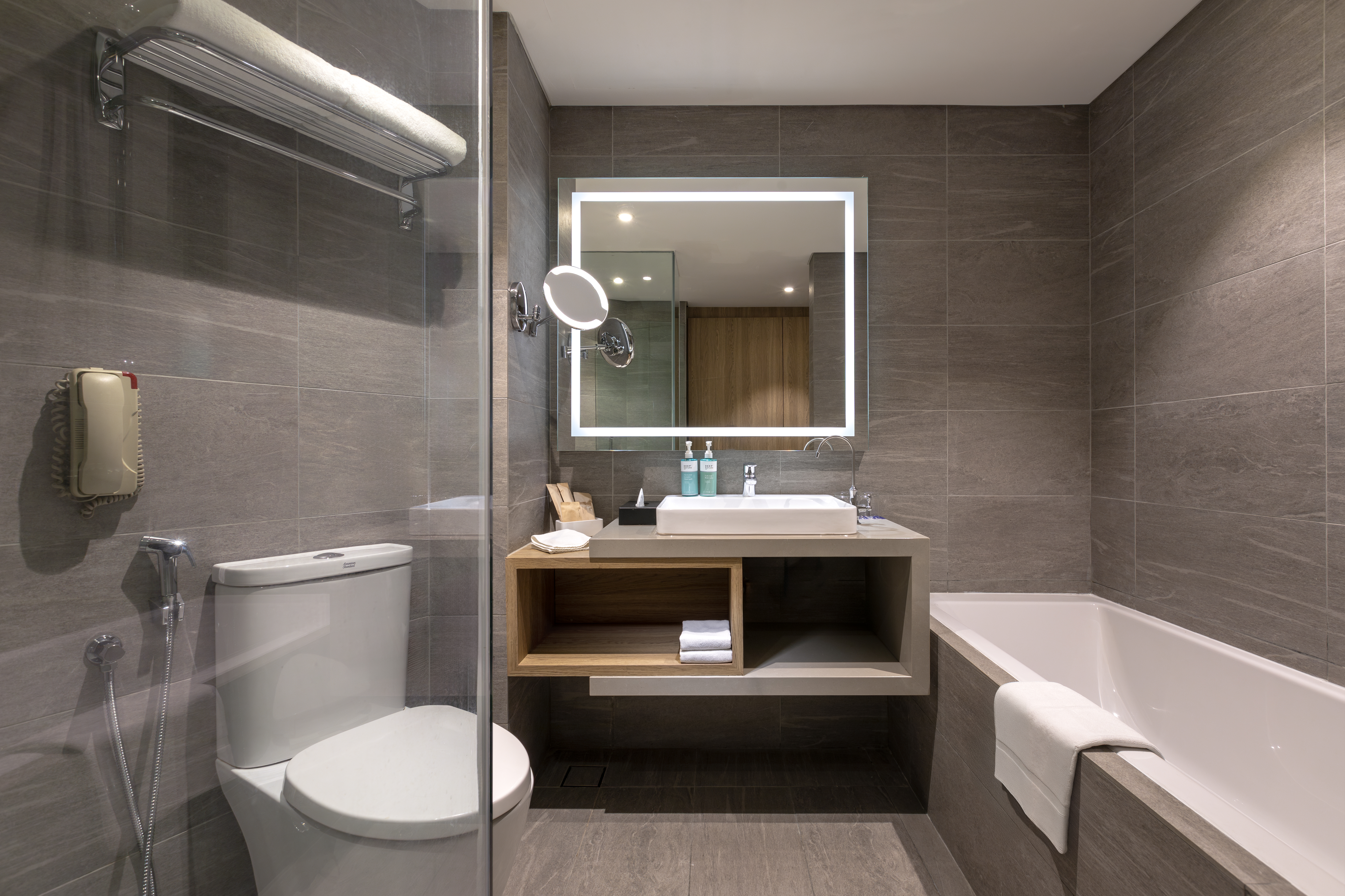 Junior Suite King Size Bed