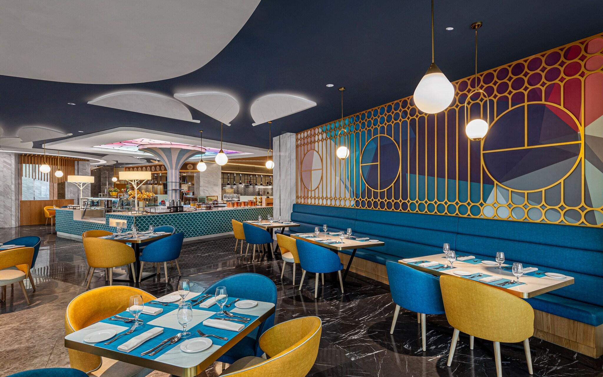 Studio King Size Bed