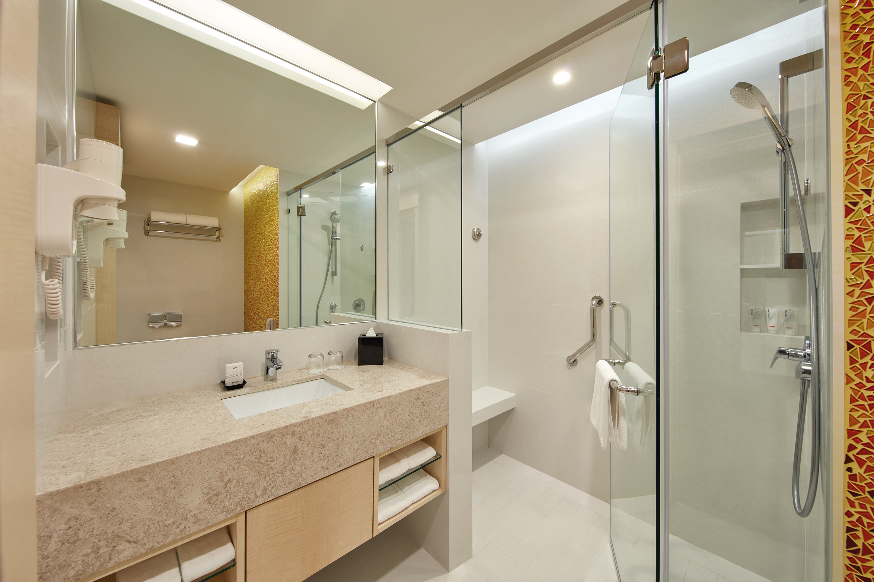 Double or Twin Deluxe