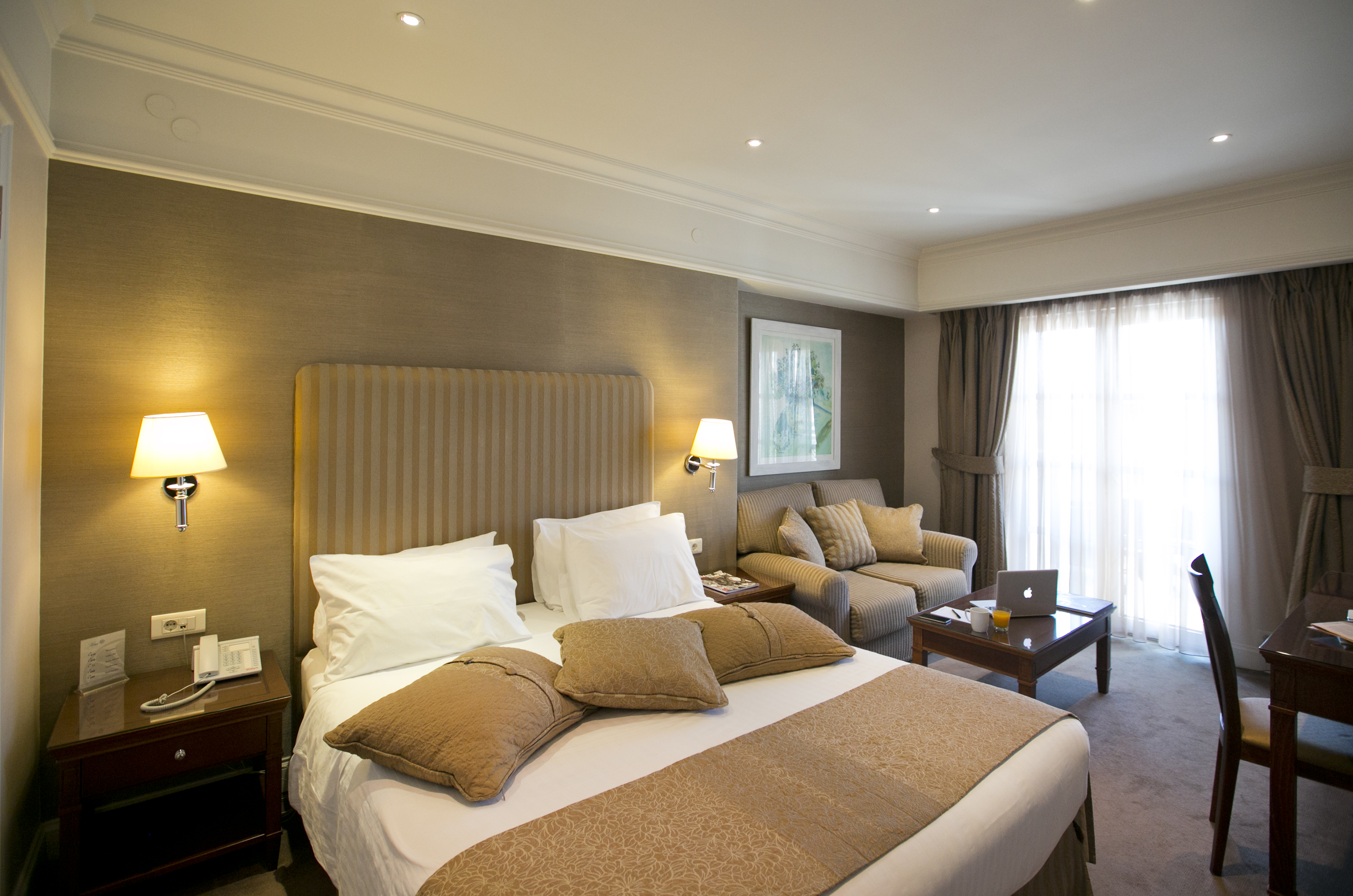 Junior Suite with Views