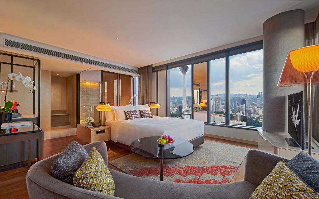 Double Premier King Bed