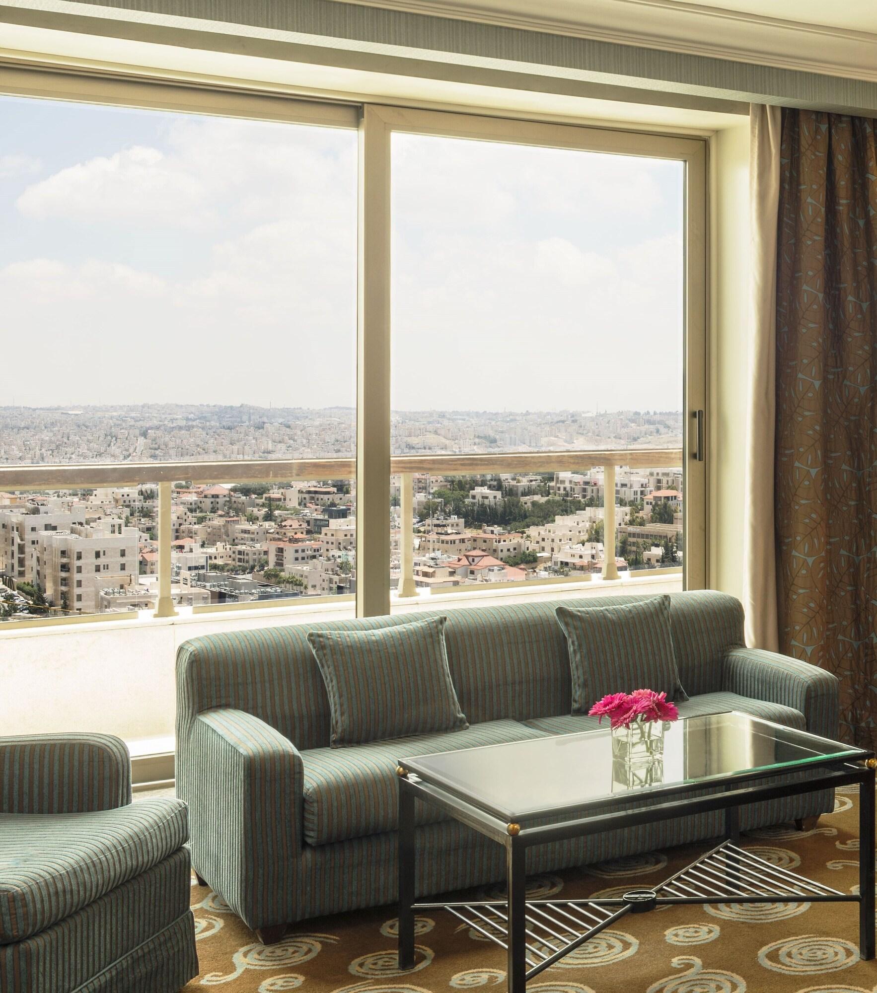 Double Club King Bed