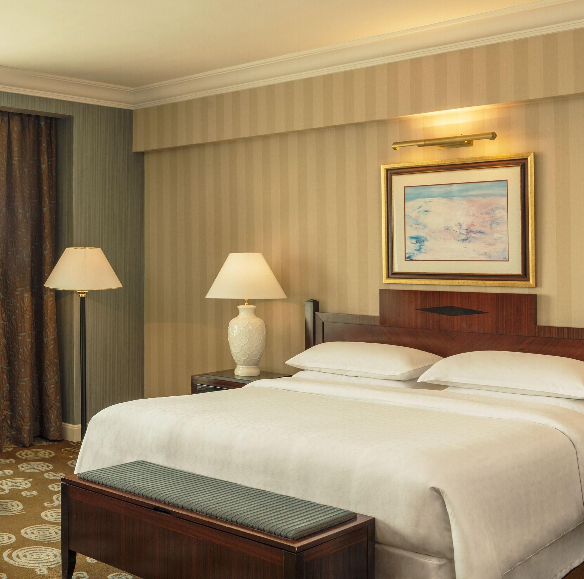 Double Premium King Bed