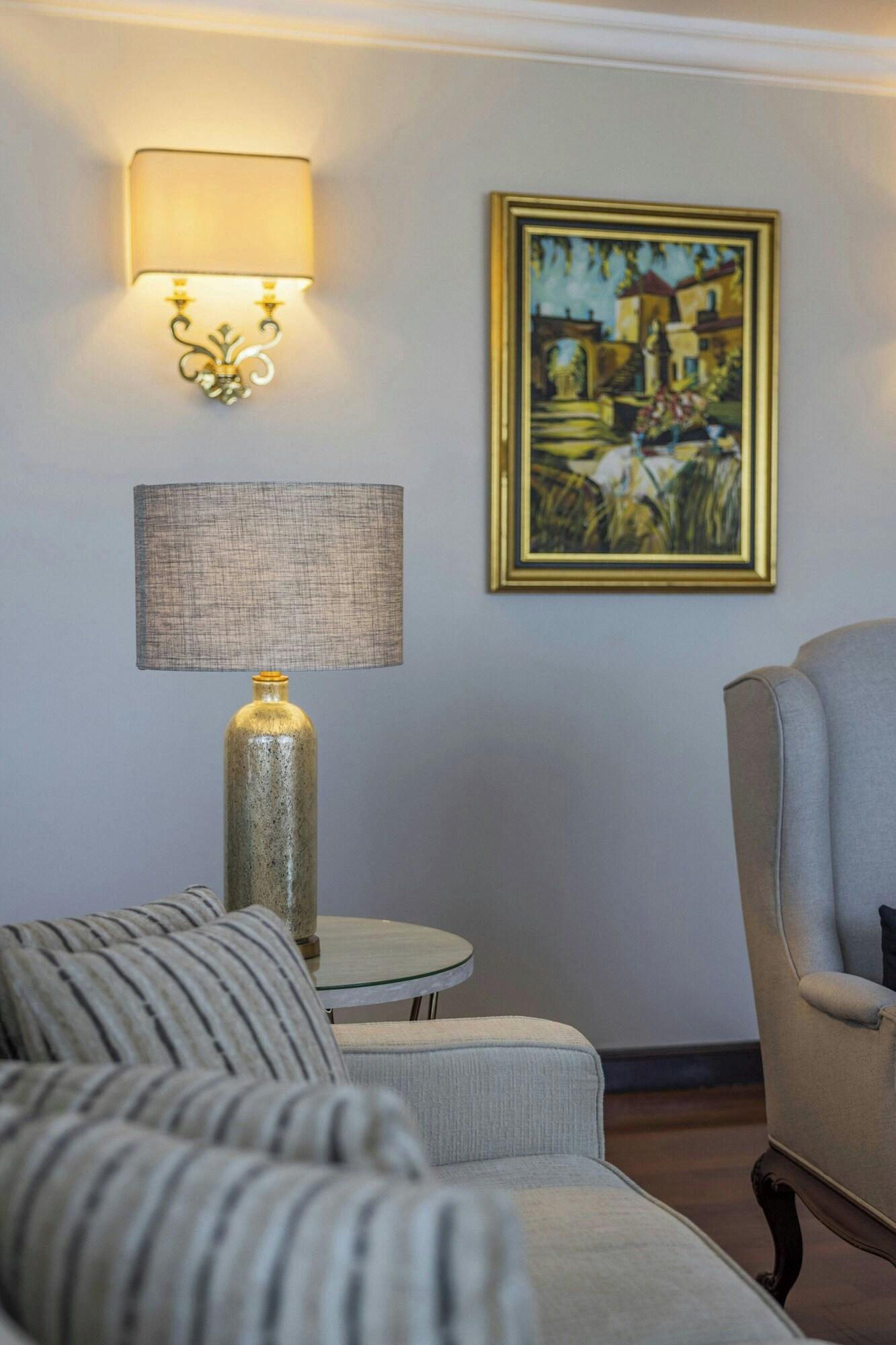 Suite King Bed One Bedroom 