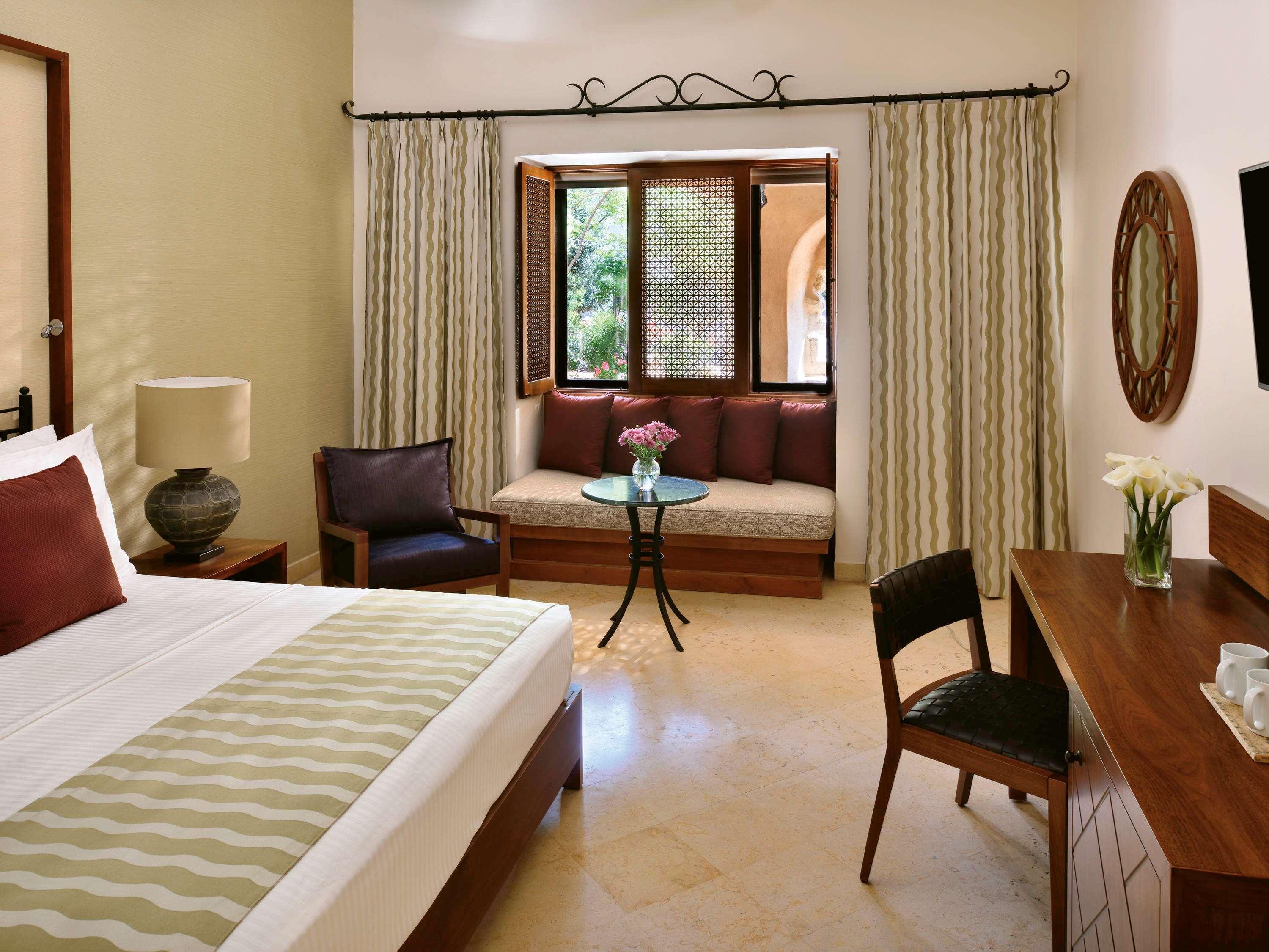 Room Superior King Bed