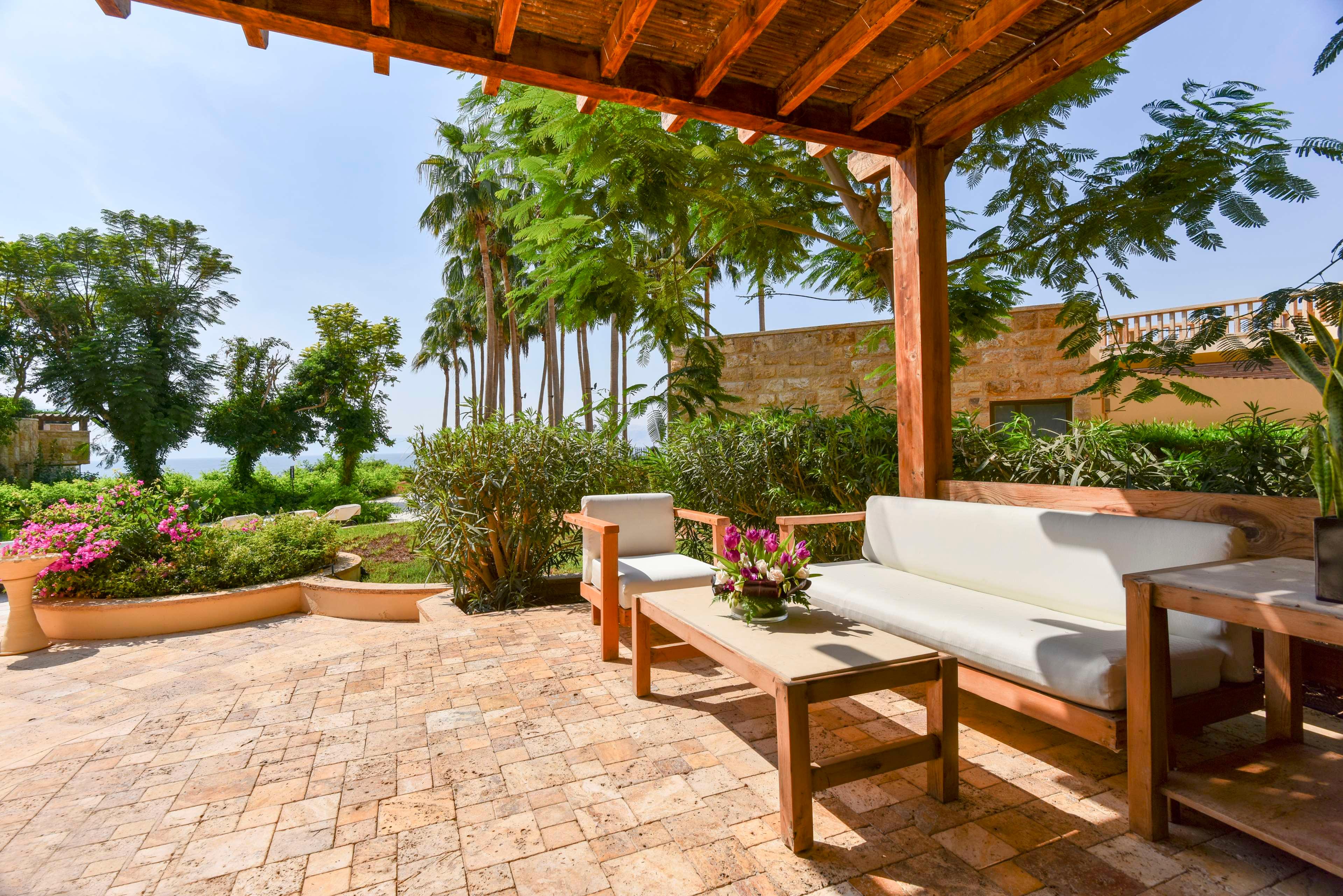 Suite Sea View King Bed