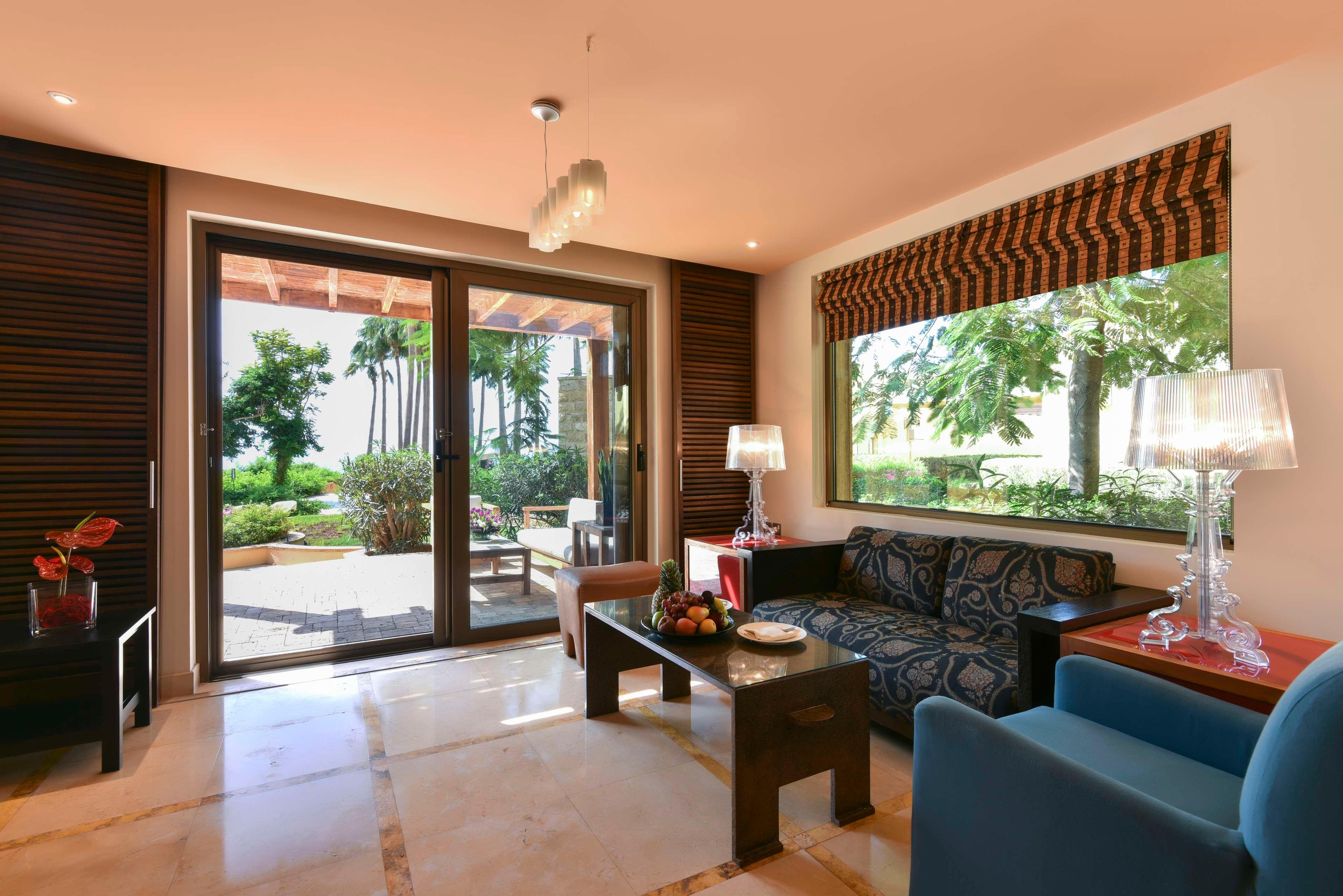 Suite Sea View King Bed