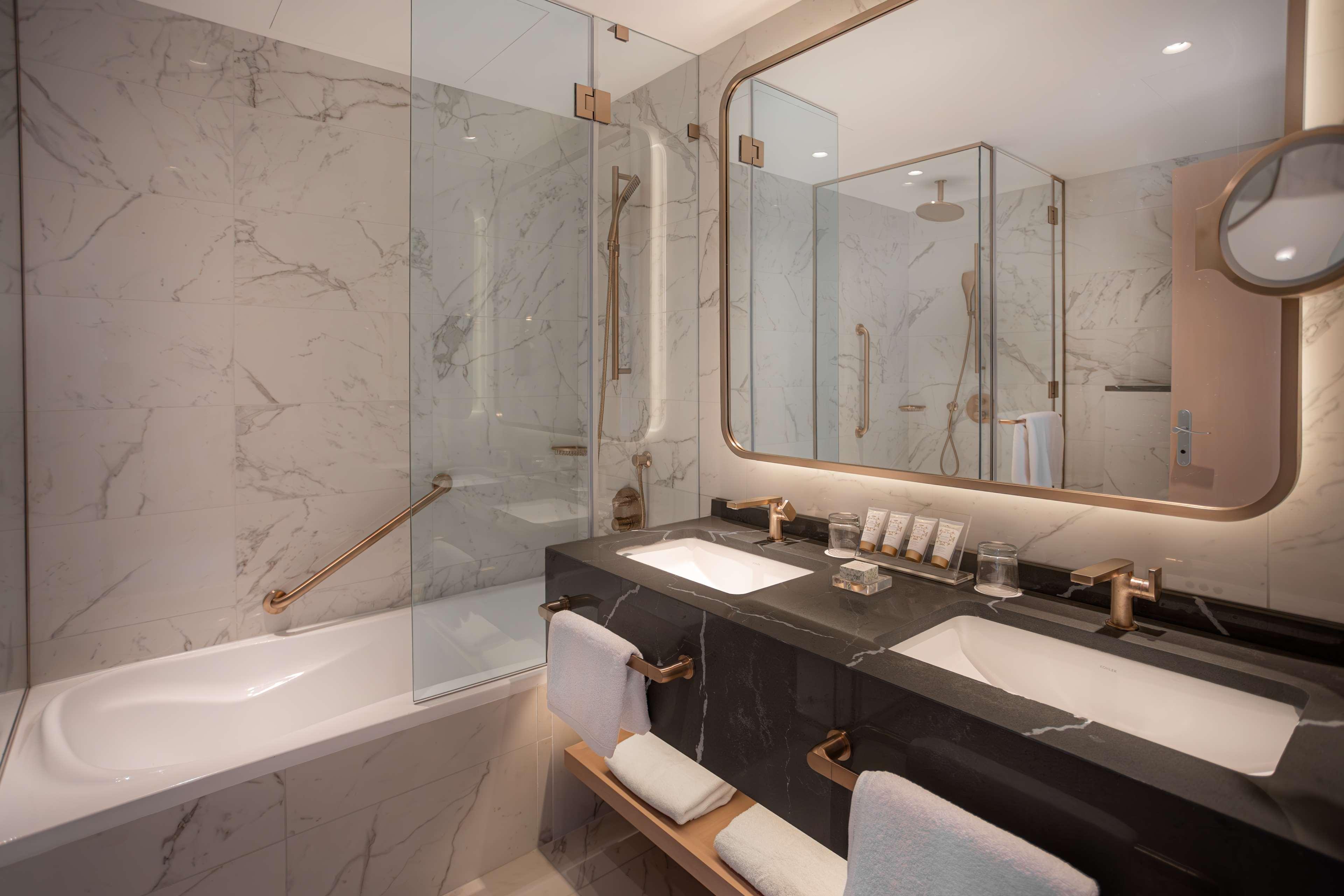 Suite King Bed One Bedroom 