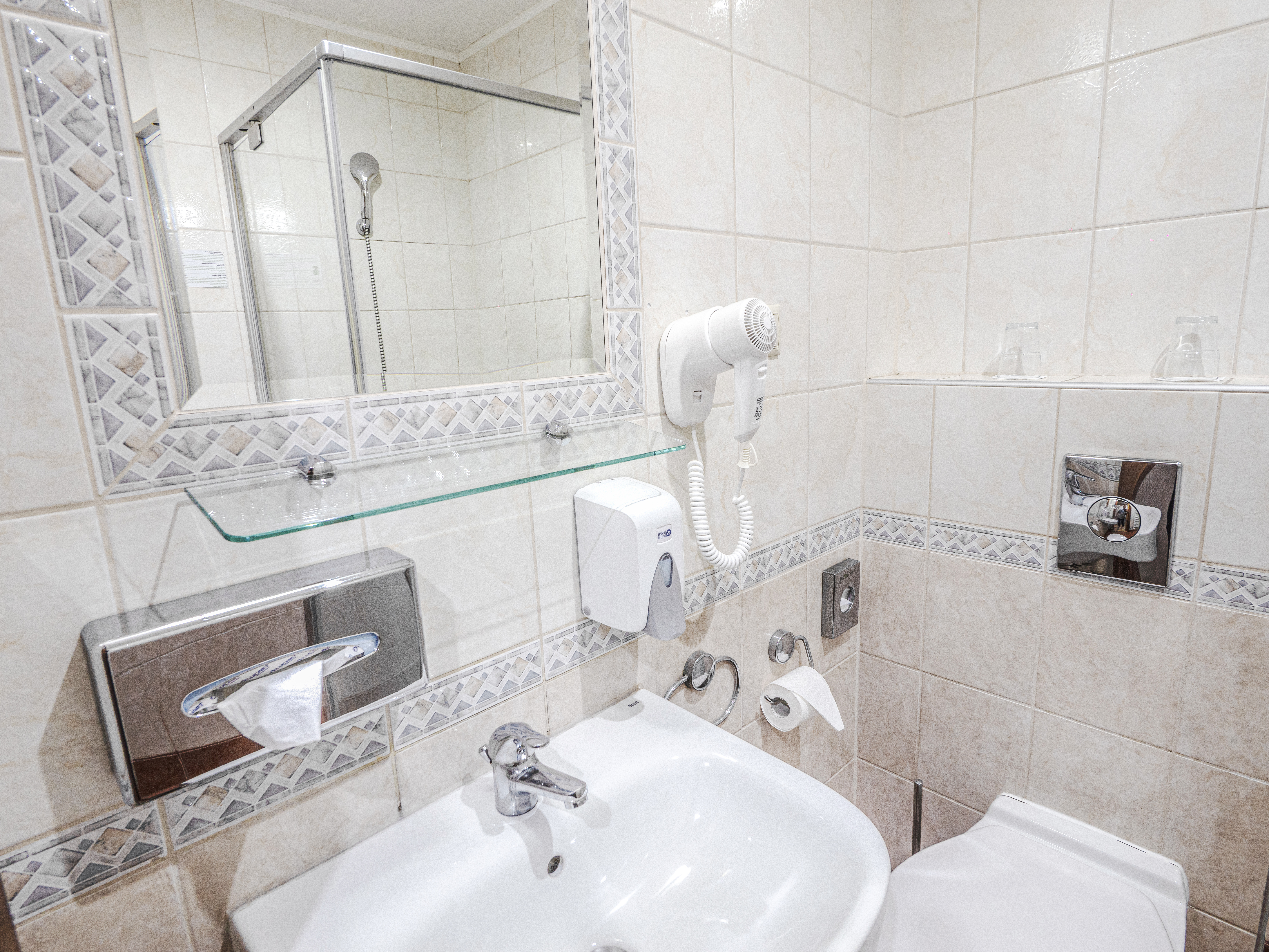 Double or Twin Standard