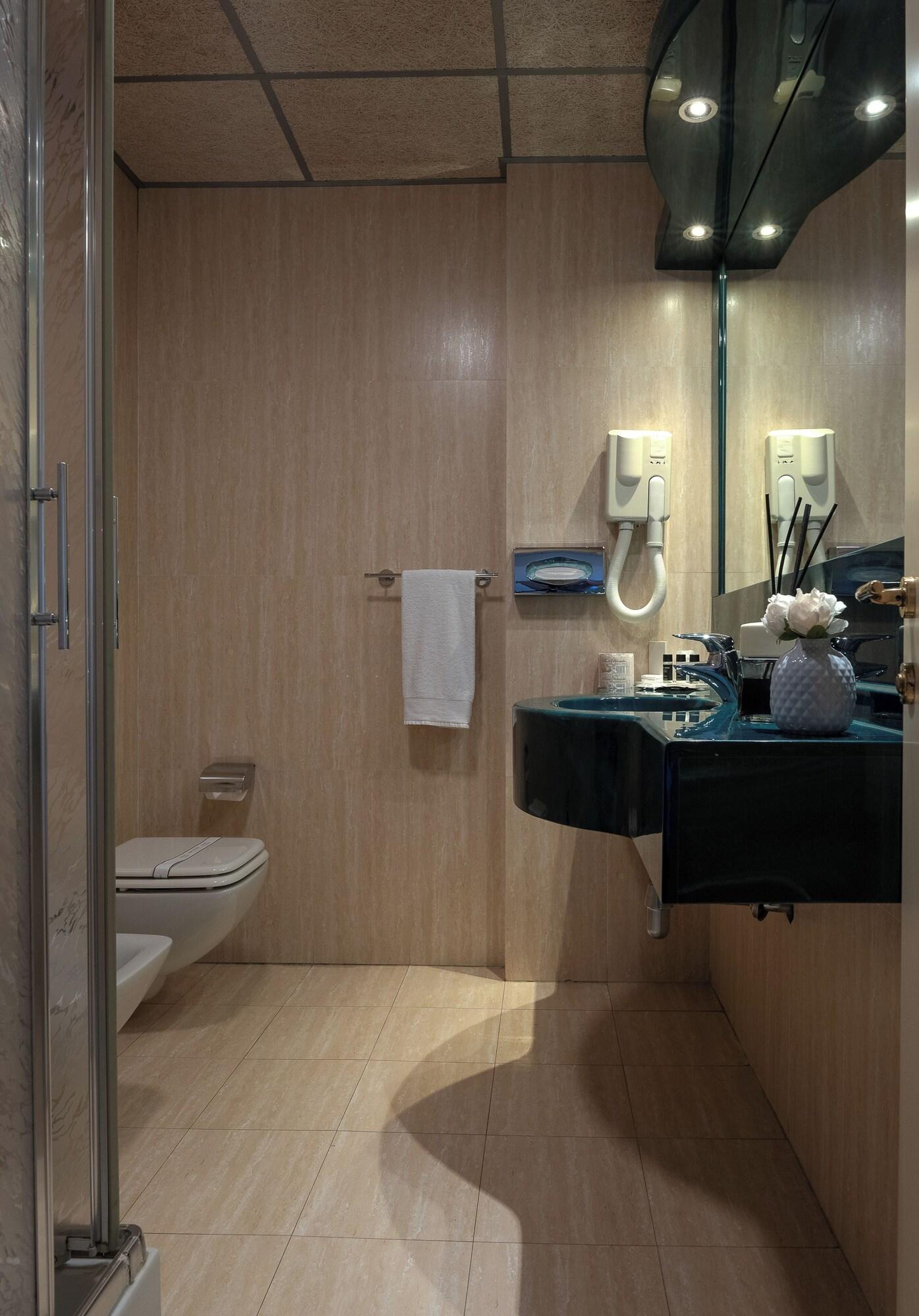 Double or Twin Two Beds