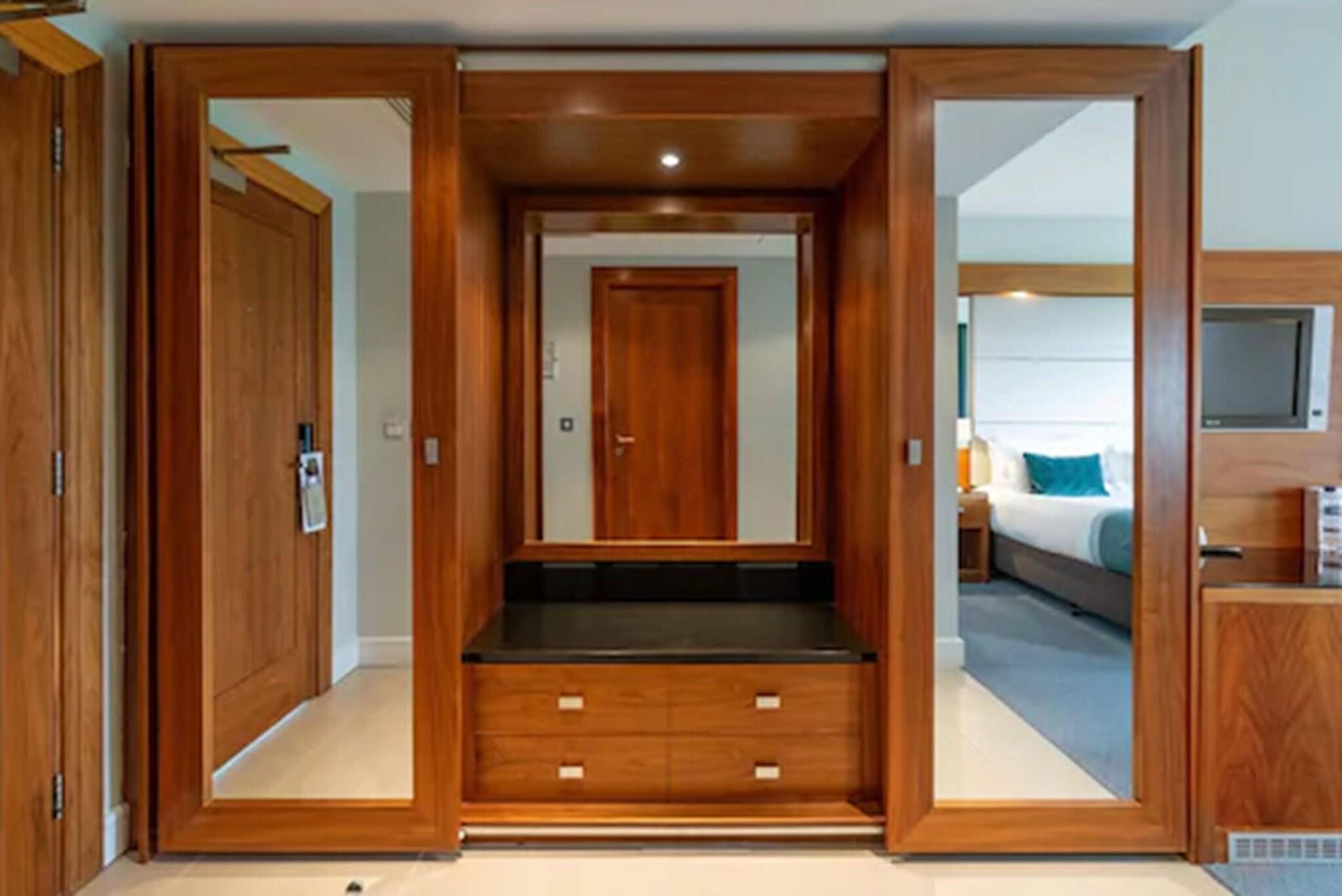 Double Deluxe Golf View