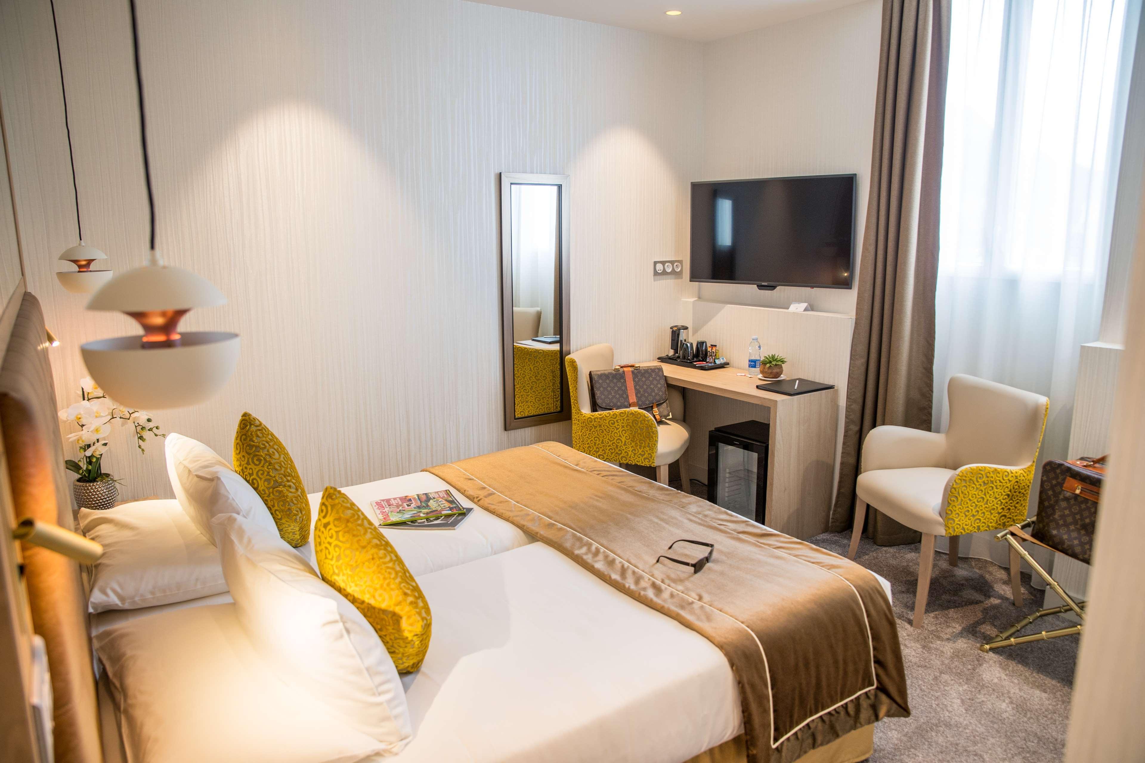 Double Mountain View