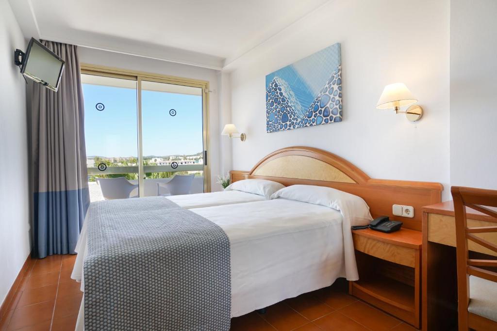 Double Single Economy