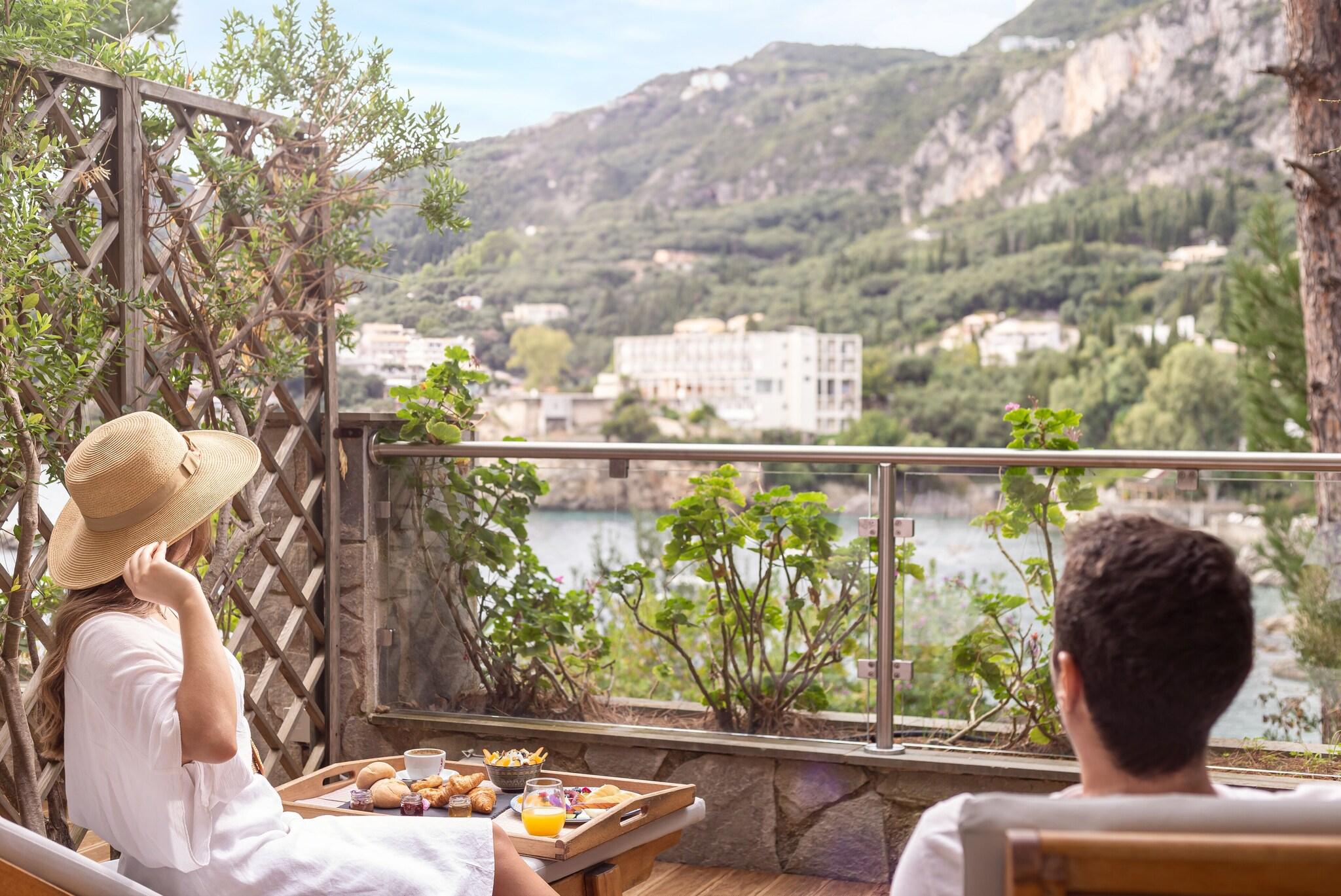 Double or Twin Two Beds