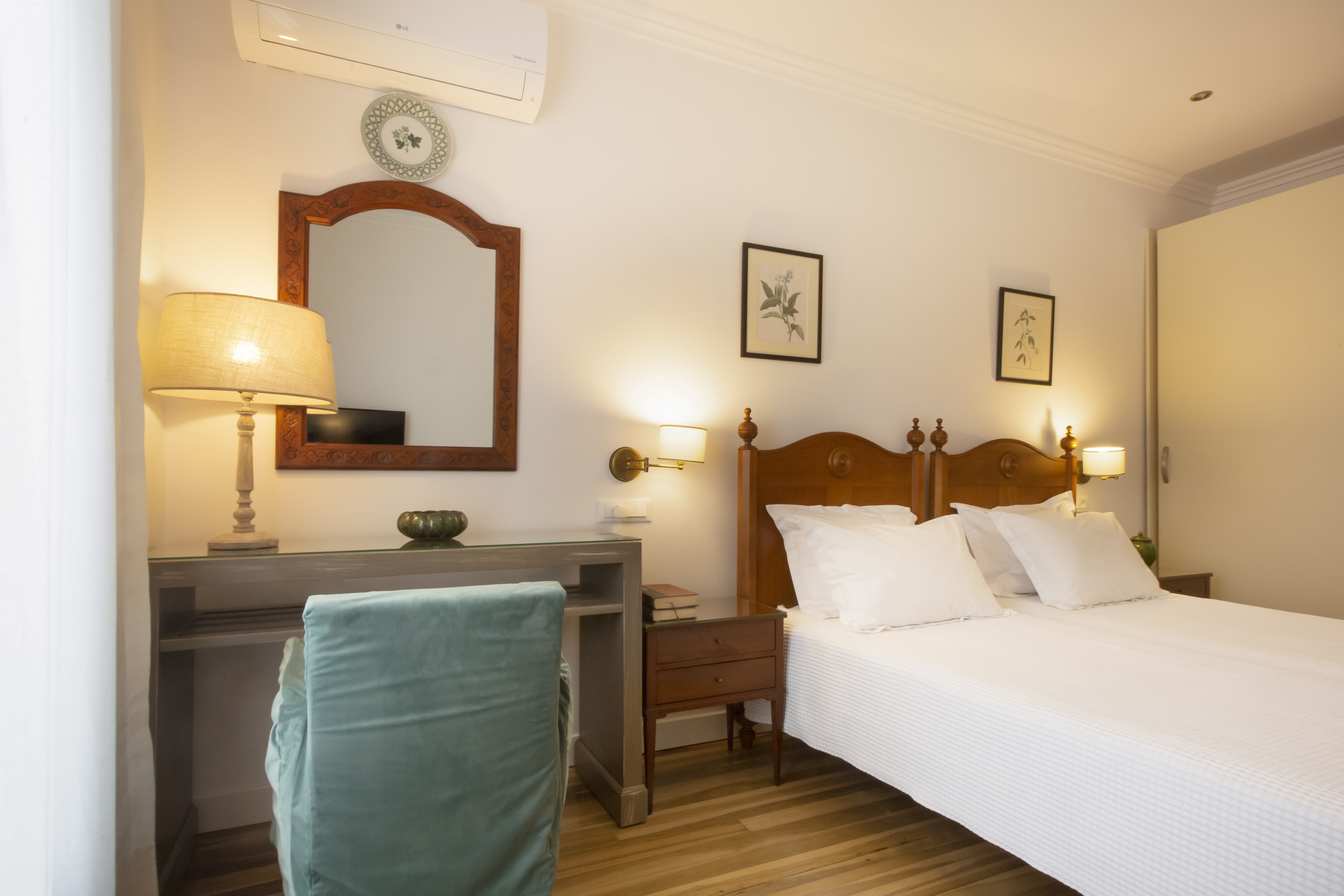 Double or Twin Standard