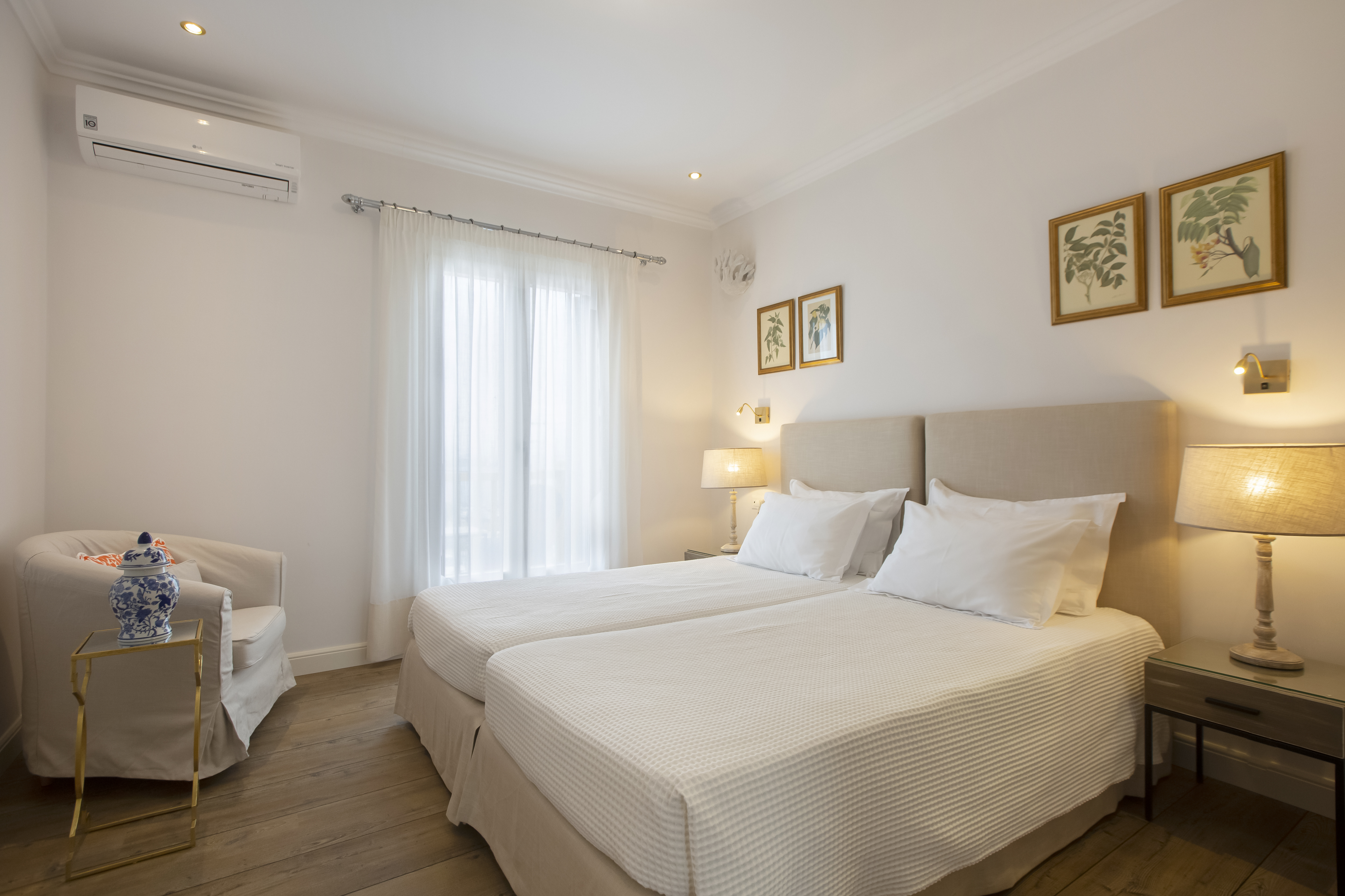 Double or Twin Standard