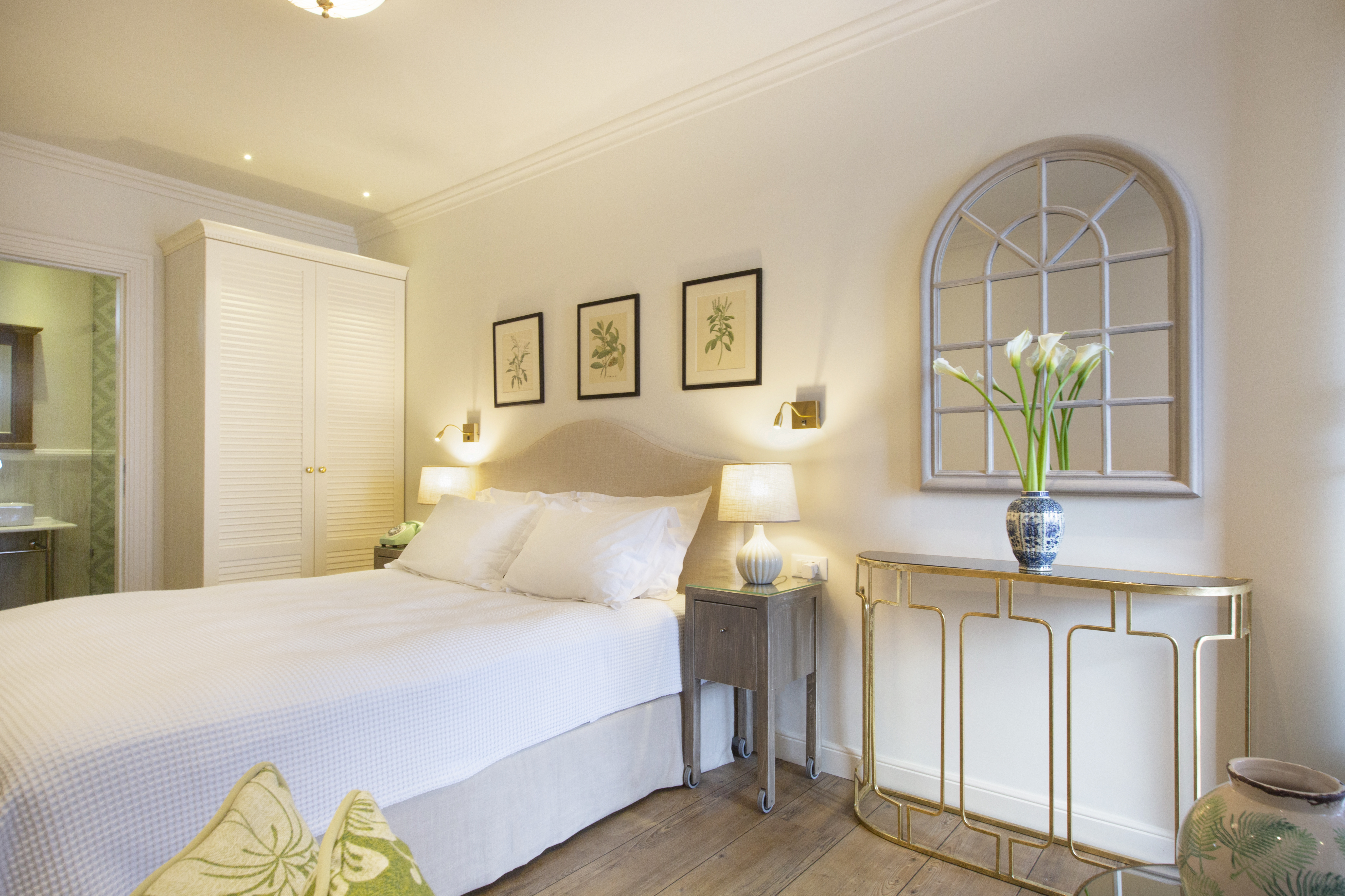 Double or Twin Standard