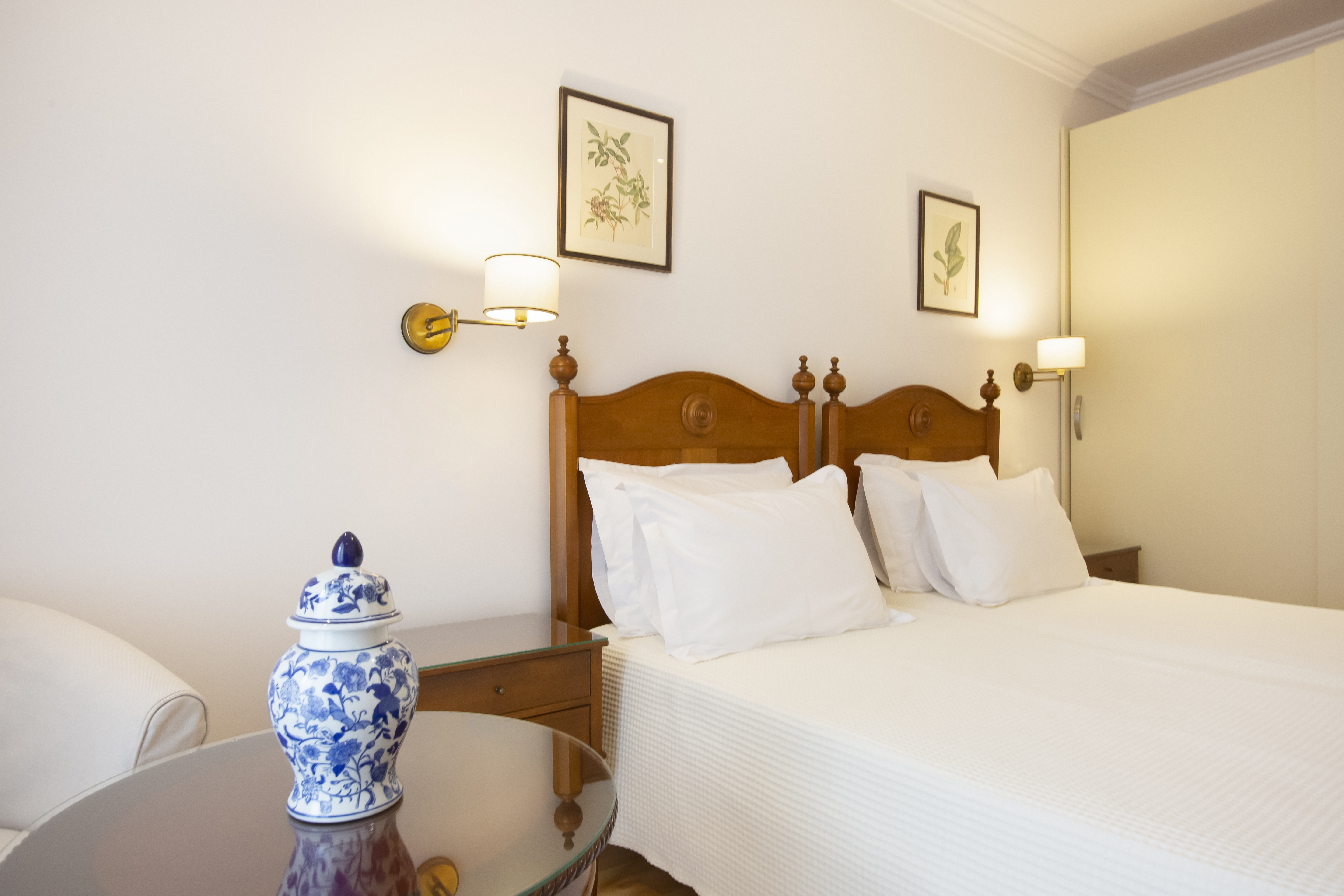 Double or Twin Standard