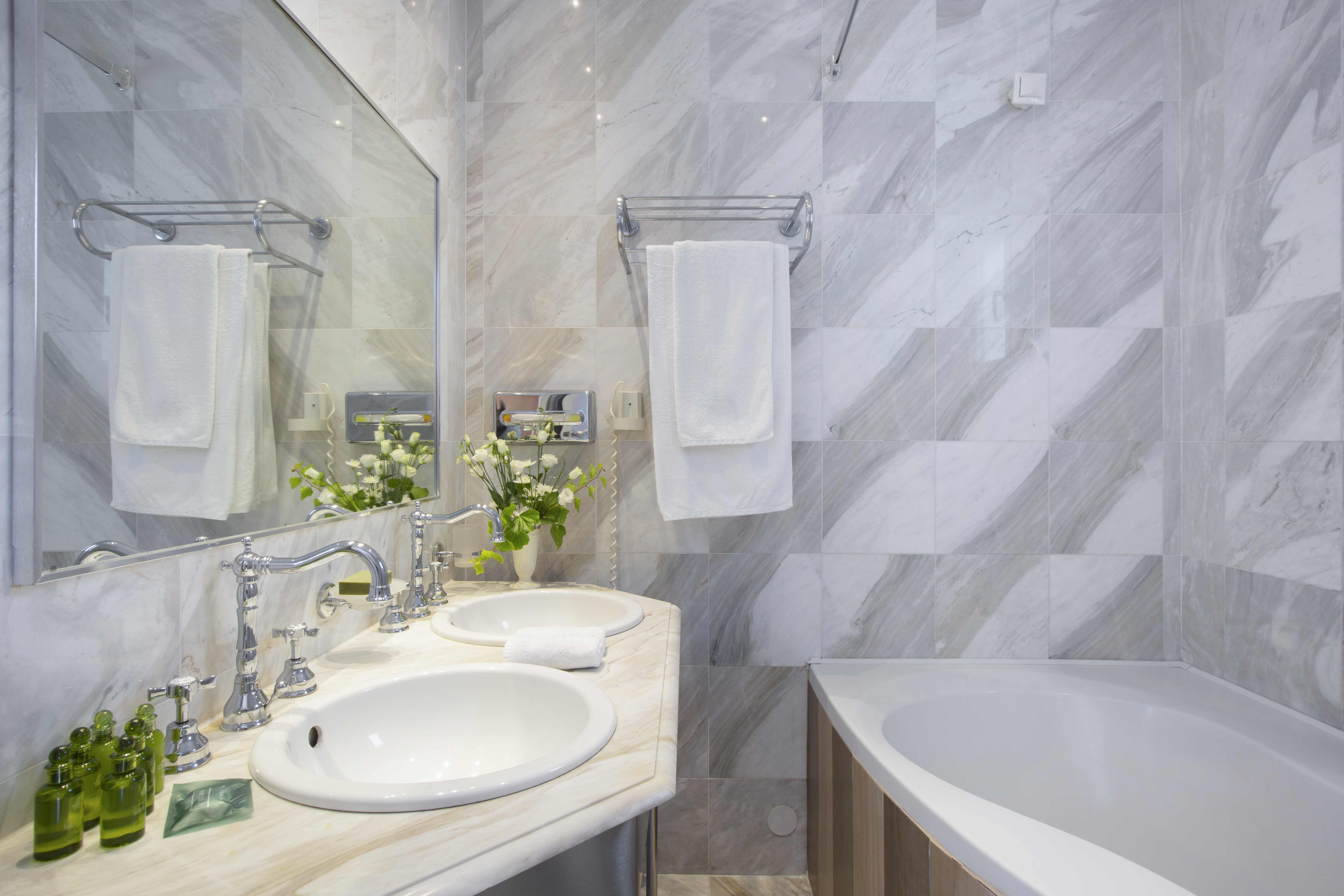 Double or Twin Standard