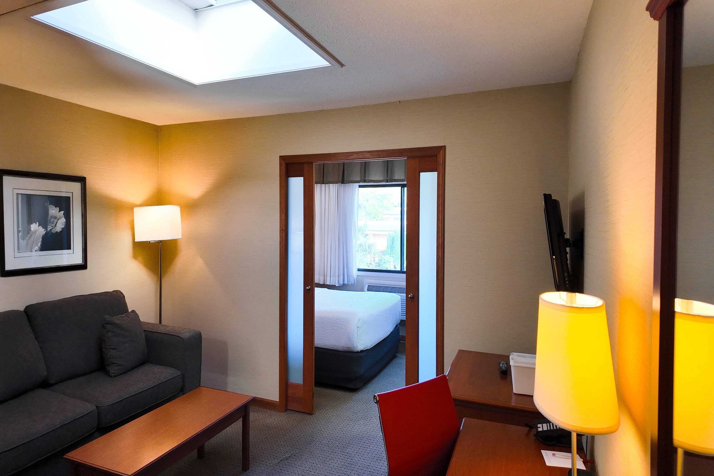 Suite Queen Size Bed