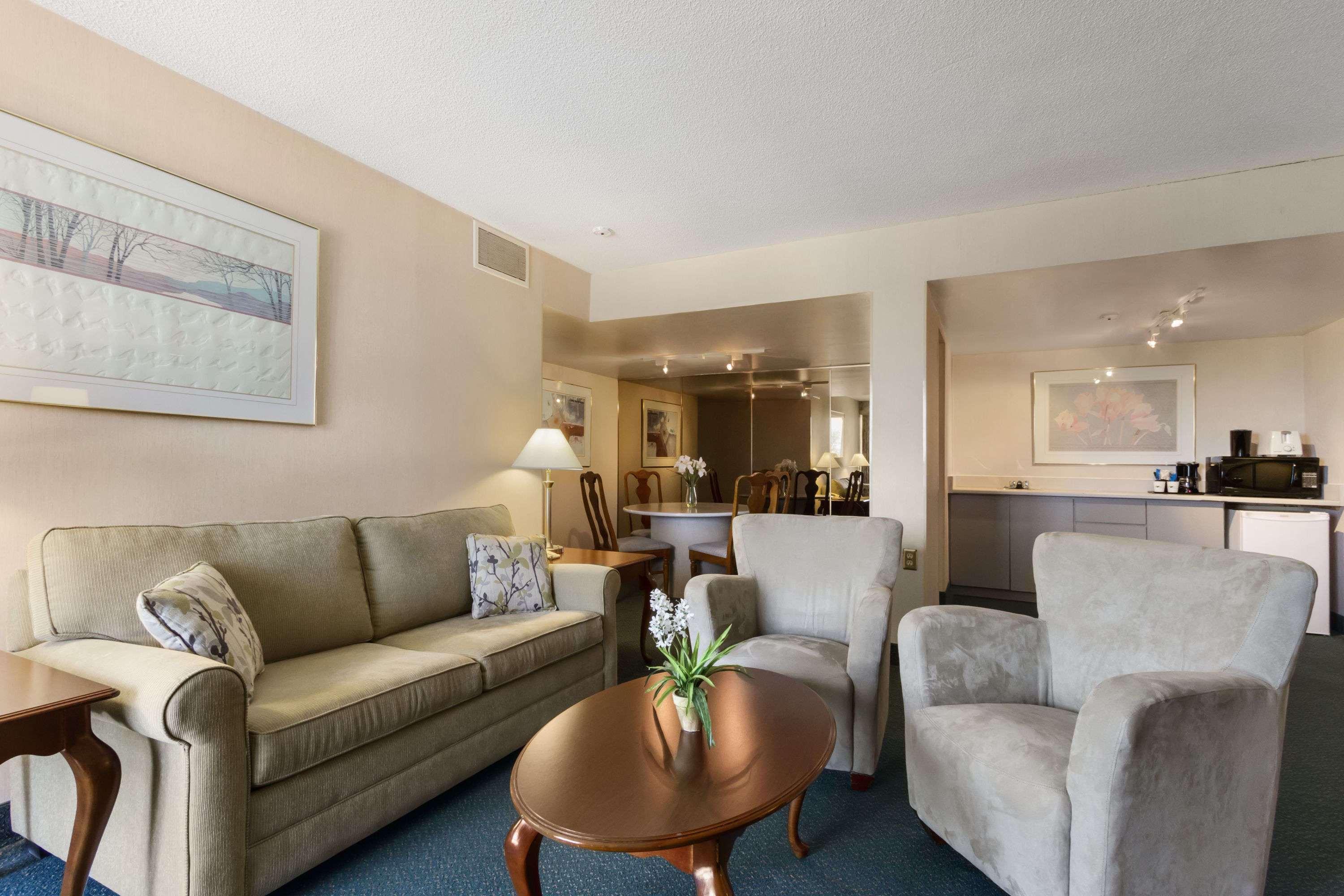 Suite King Bed Non Smoking