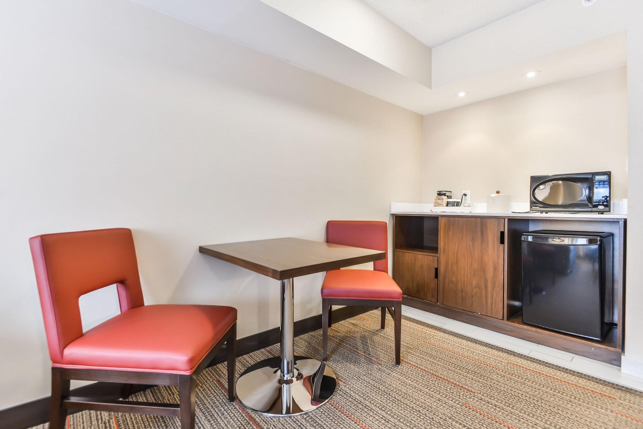 Suite King Bed One Bedroom 