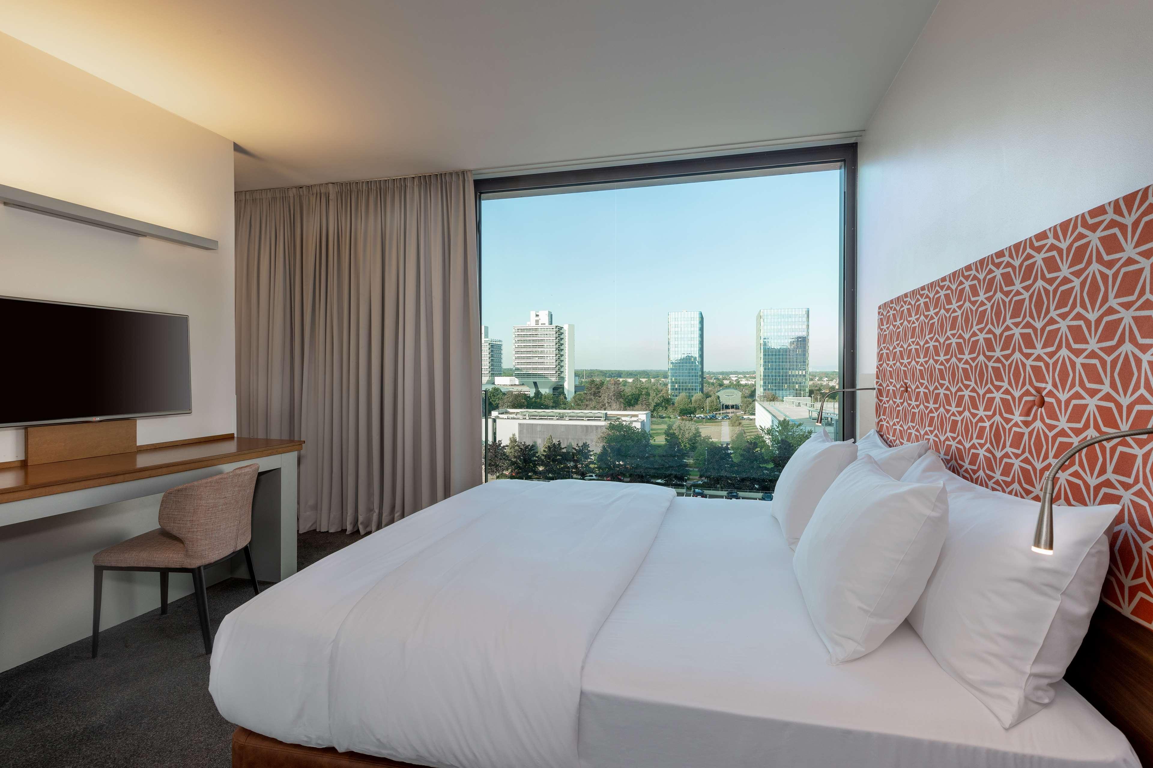 Junior Suite King Size Bed