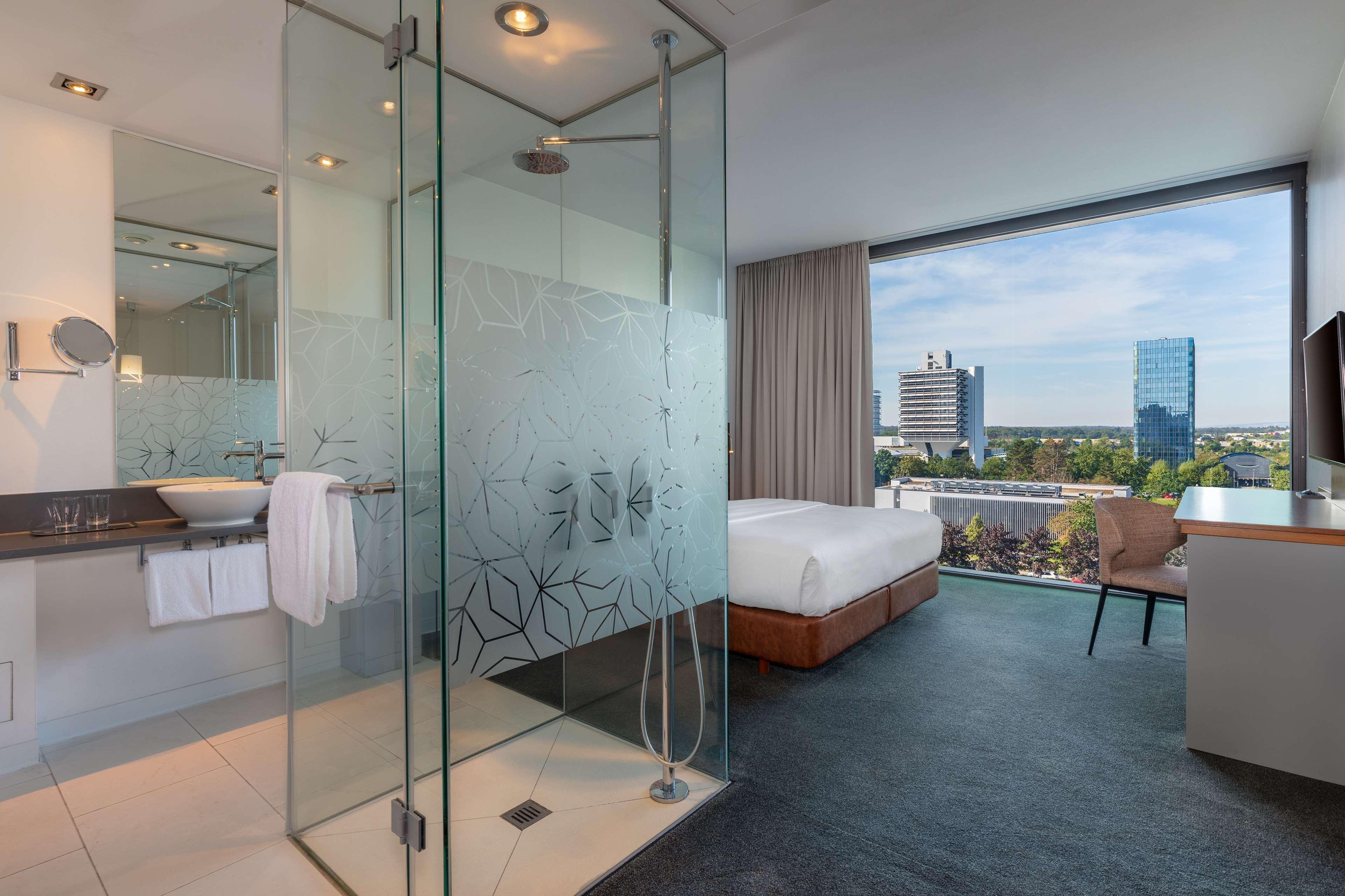 Junior Suite King Size Bed