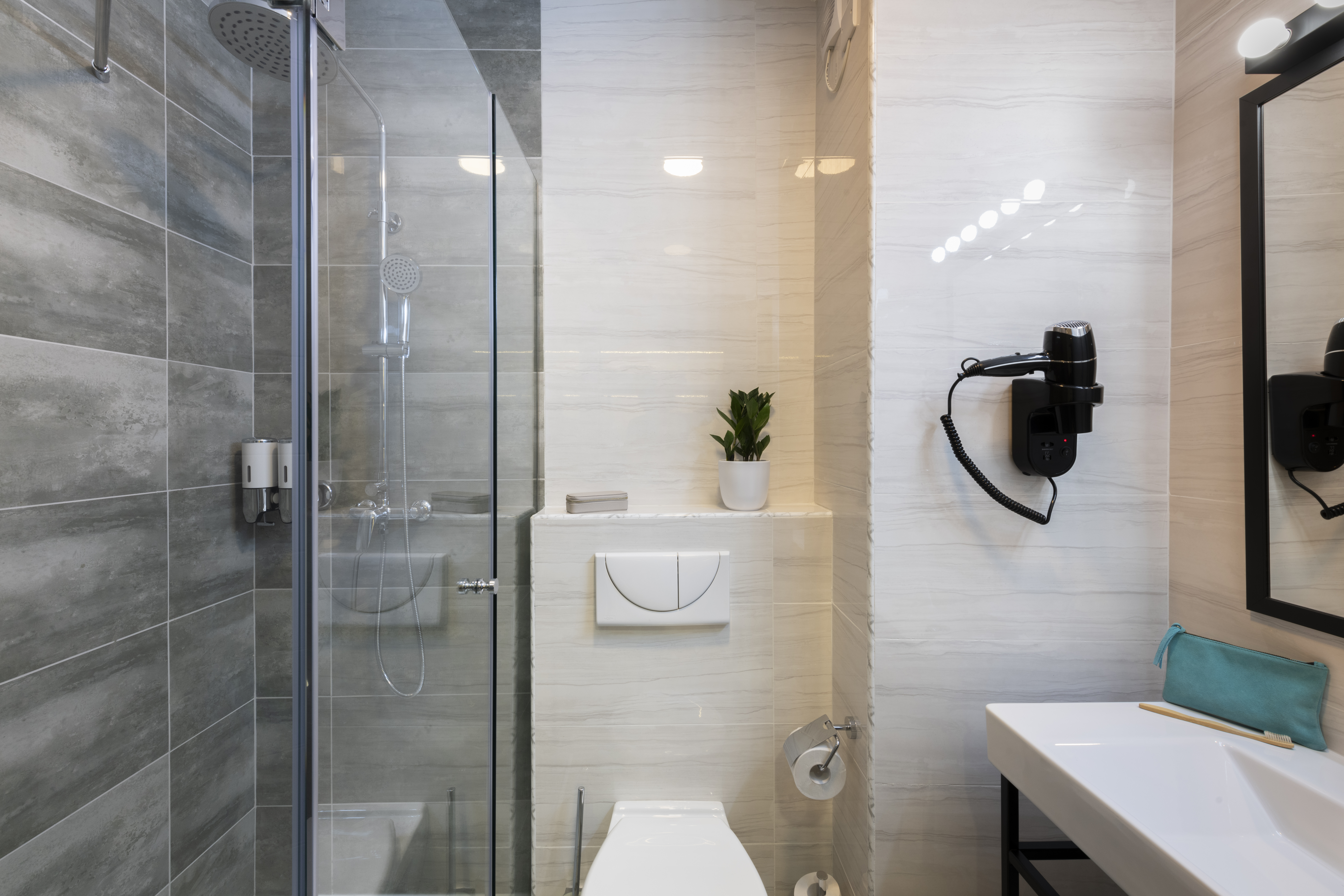 Double or Twin Standard