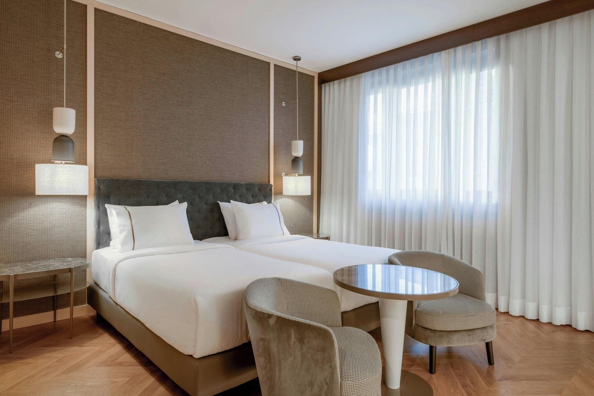 Double Queen Size Bed