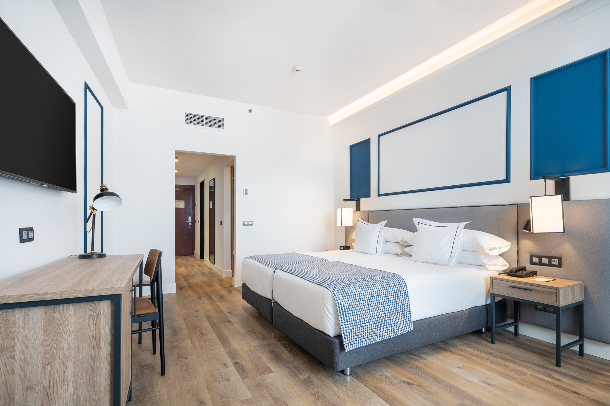 Double or Twin Superior