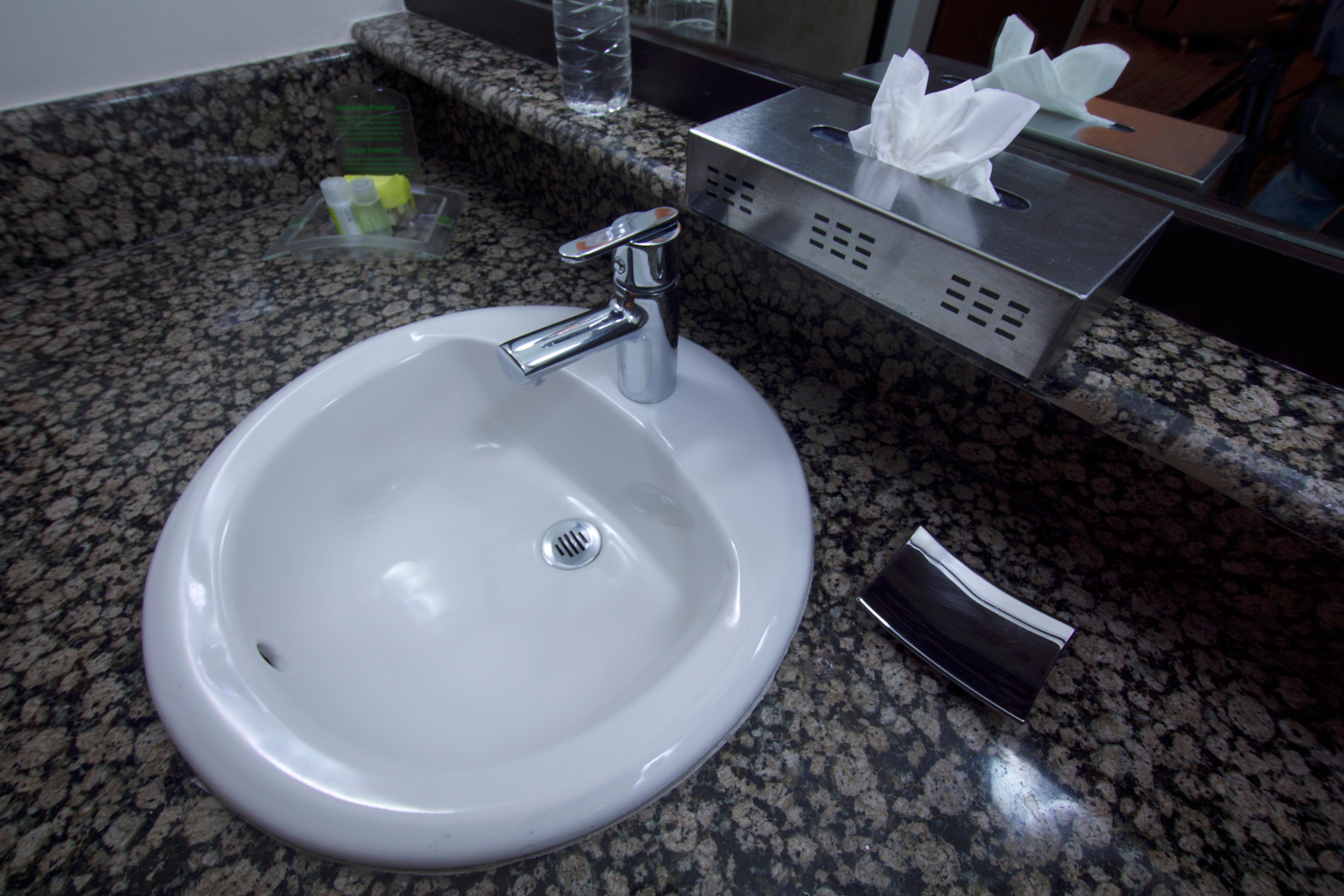 Double King Bed Non Smoking