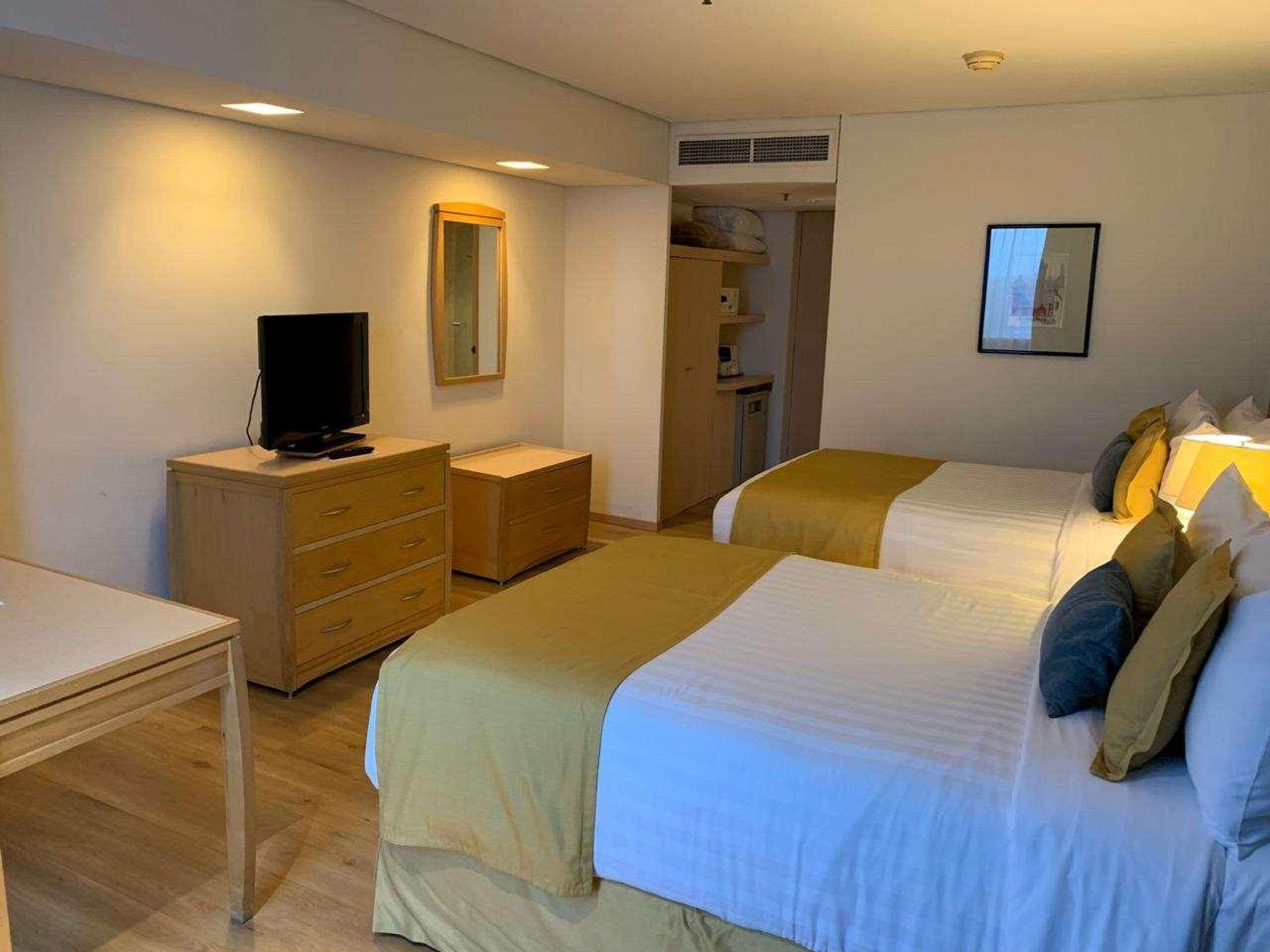 Room Two Double Beds