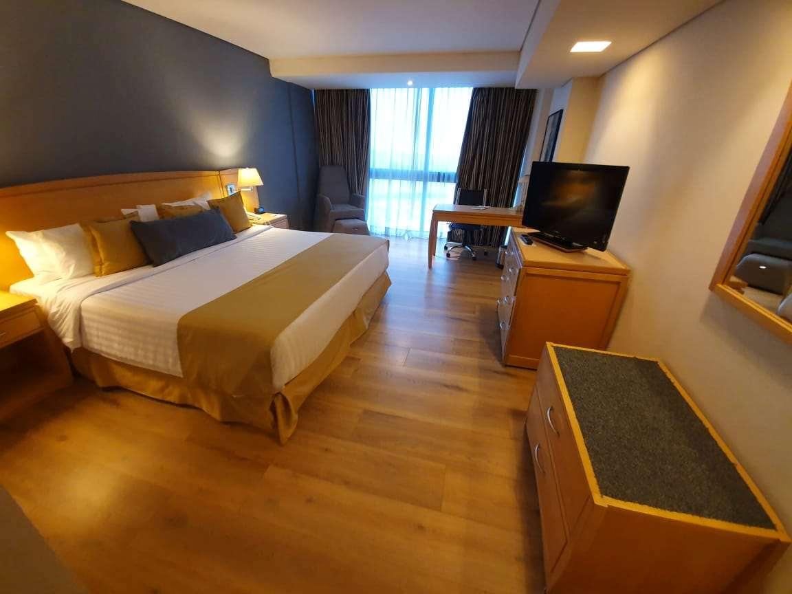 Double King Size Bed