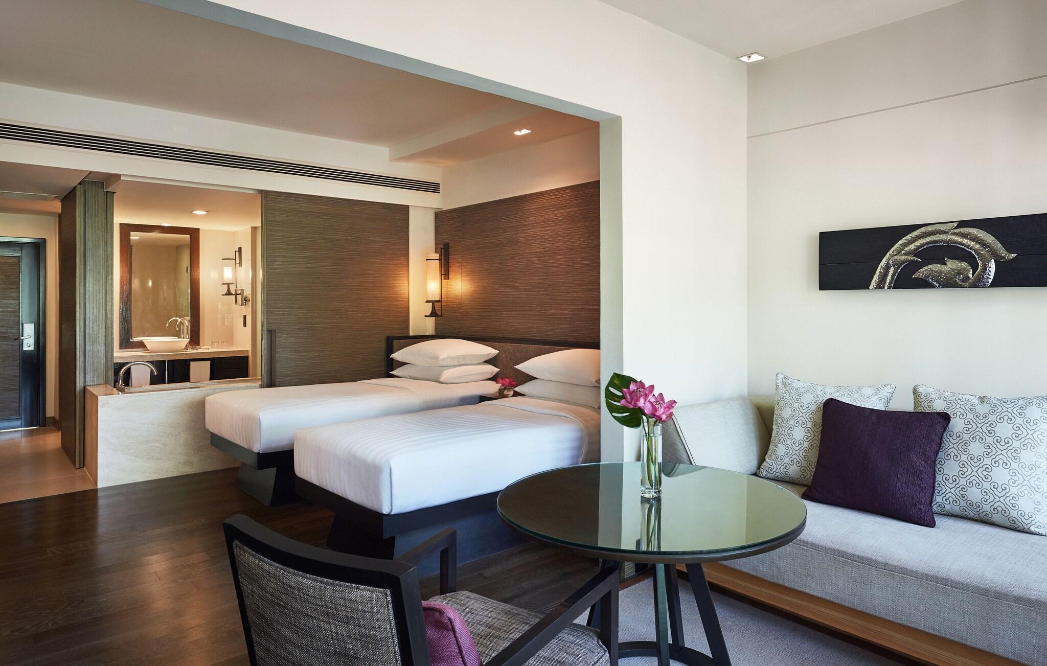 Double or Twin Deluxe