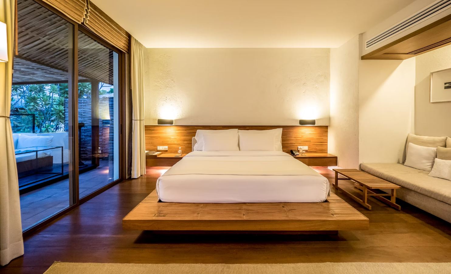 Villa King Bed with Jacuzzi