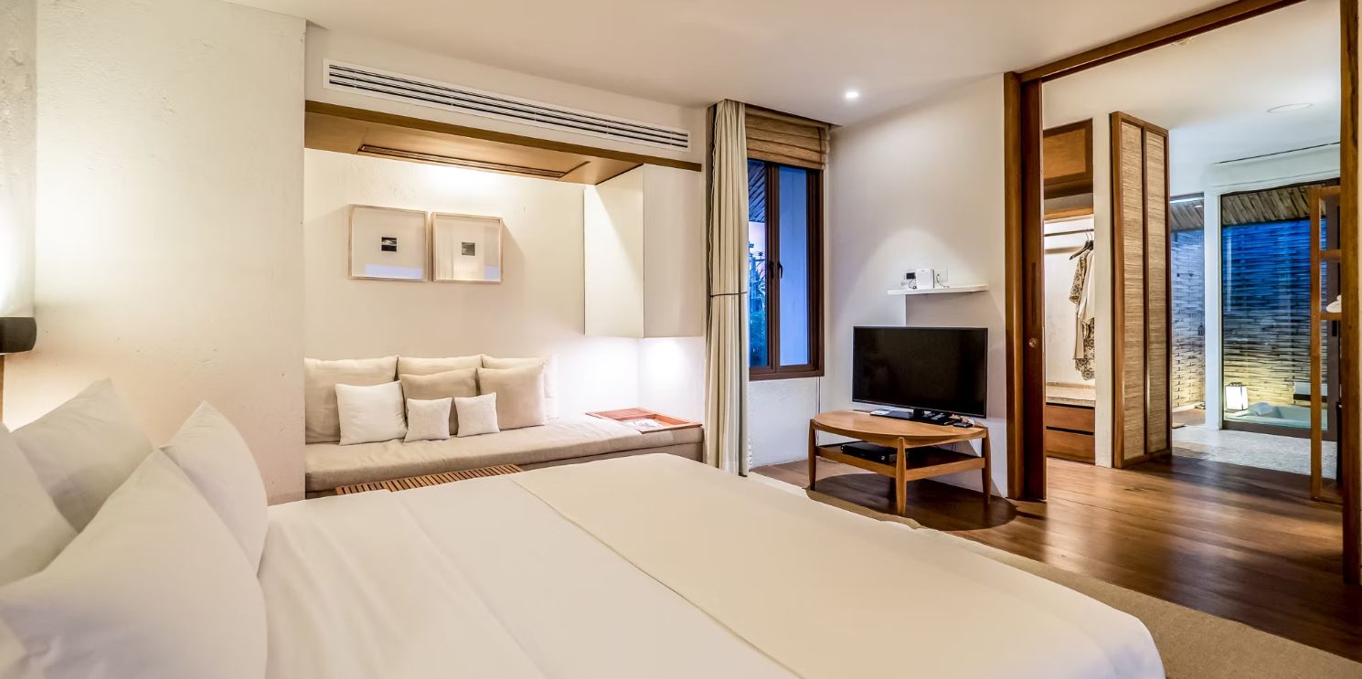 Villa King Bed with Jacuzzi