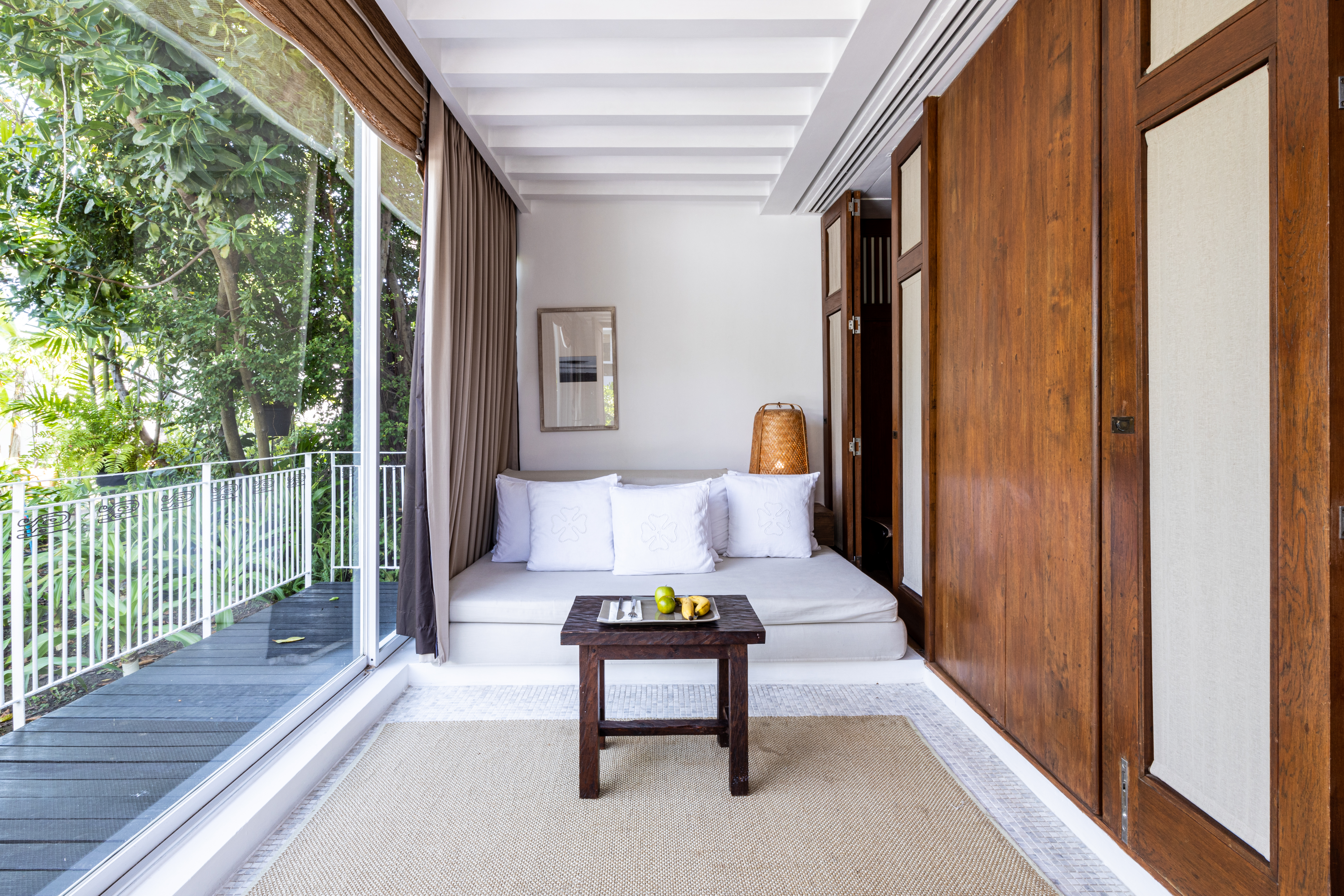 Double Deluxe Pool View