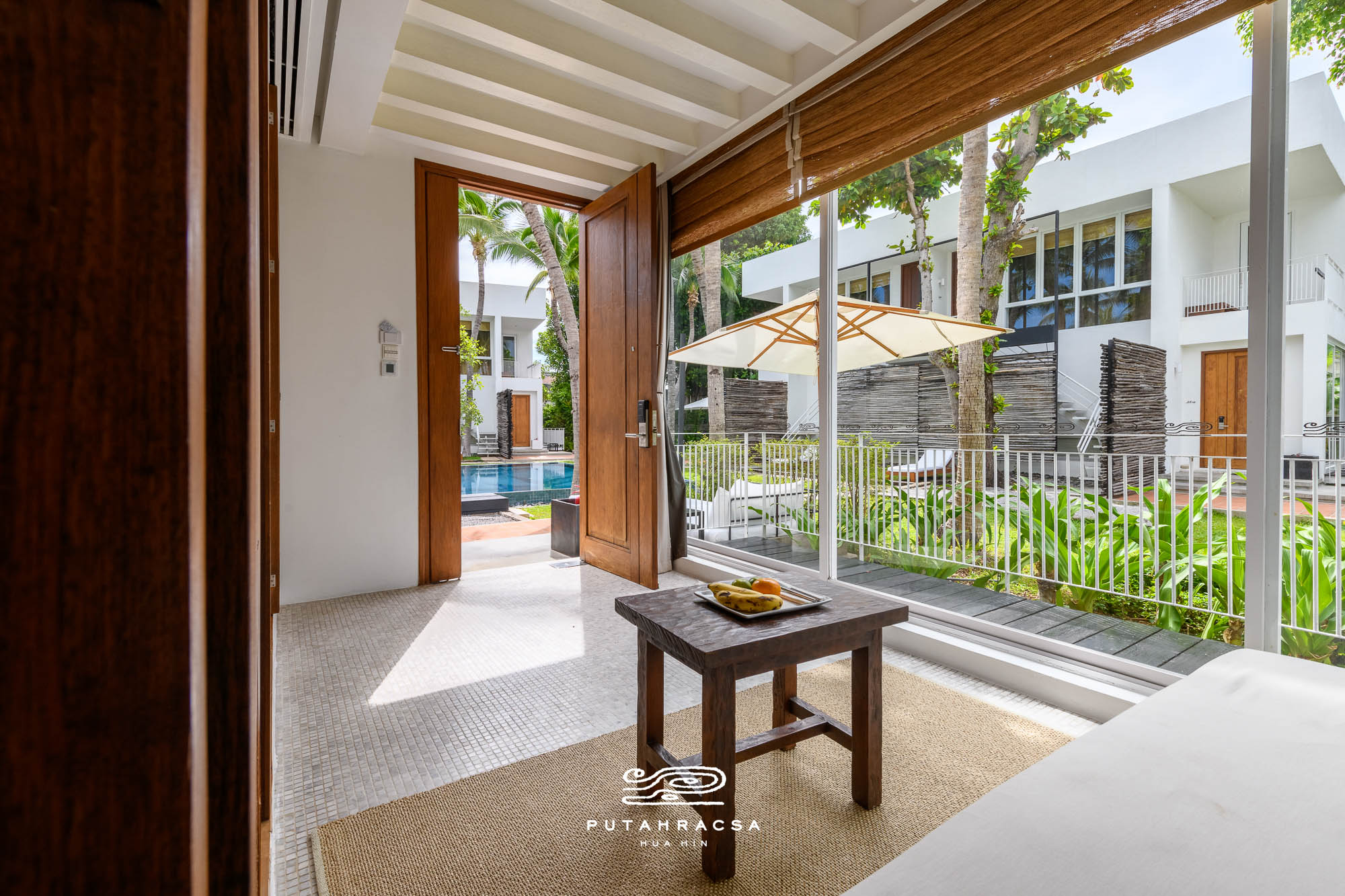 Double Deluxe Pool View