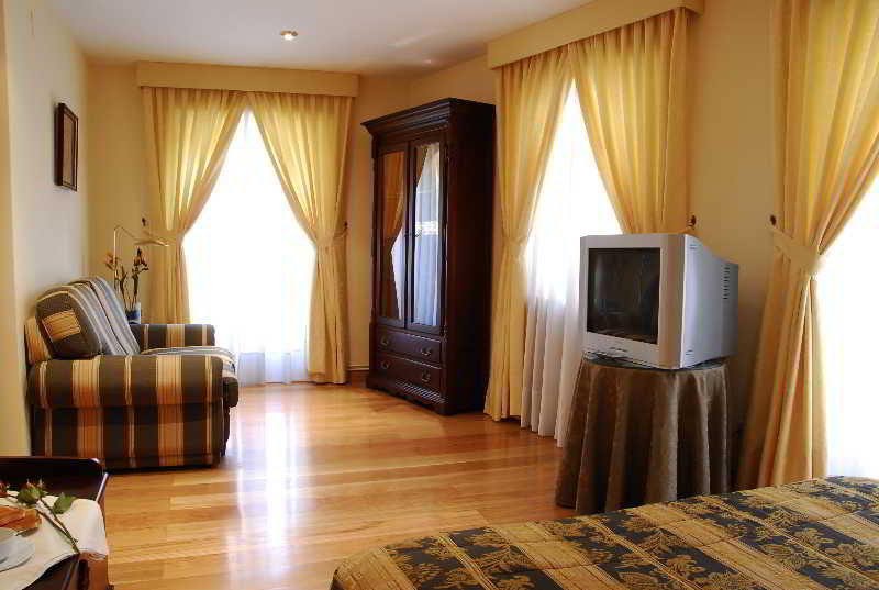 Junior Suite Standard