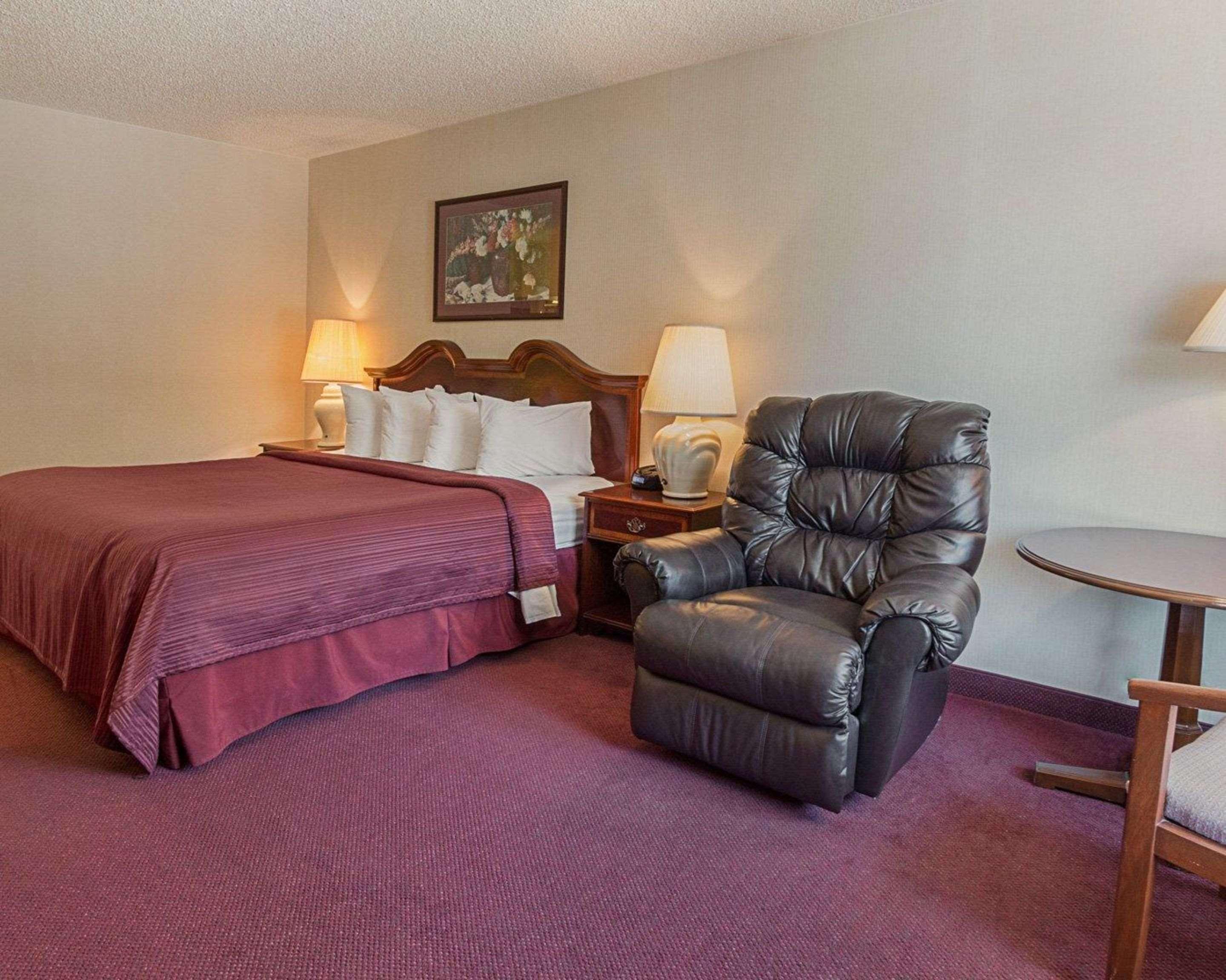 Double King Bed Non Smoking