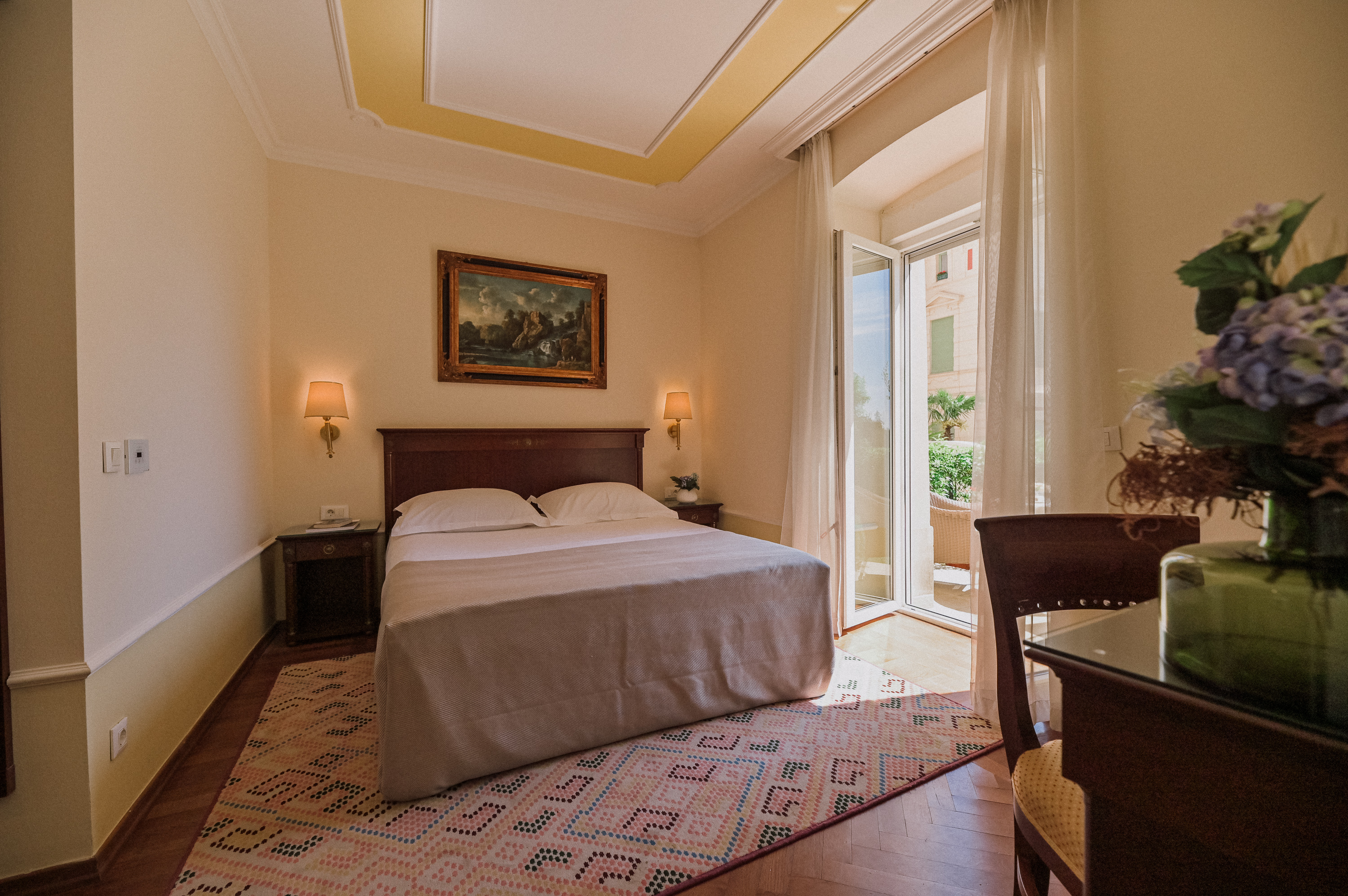 Double or Twin Standard