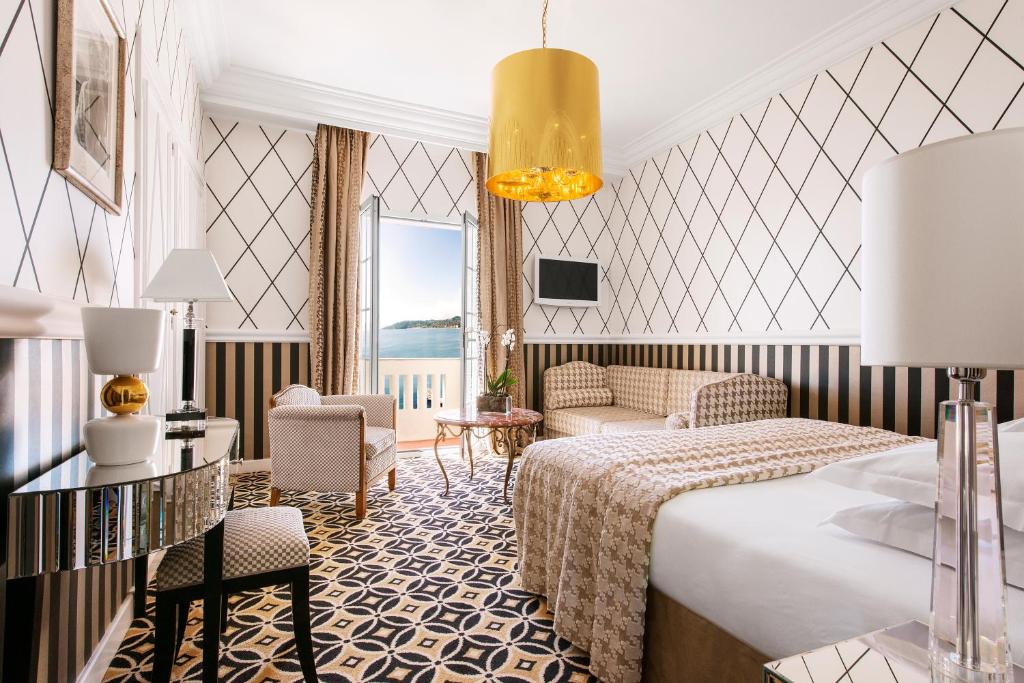 Double Deluxe Sea View