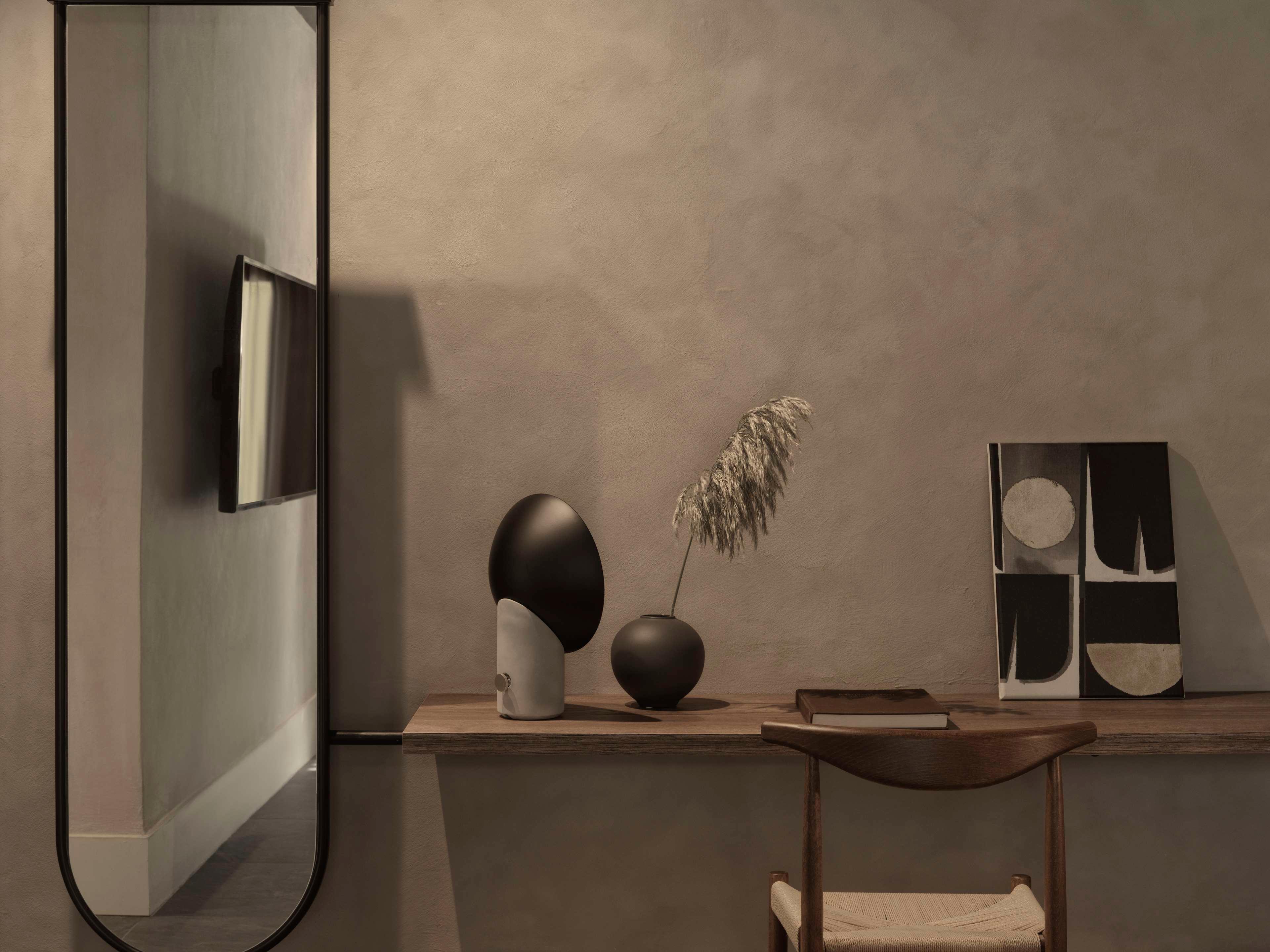 Double Garden View King Bed