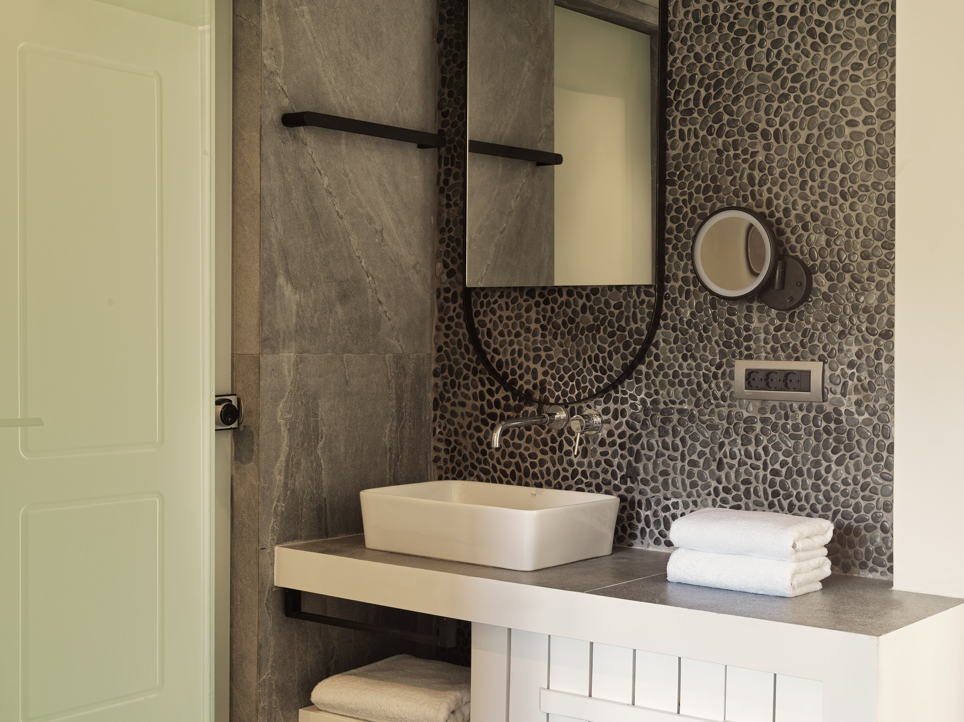 Suite King Bed One Bedroom 