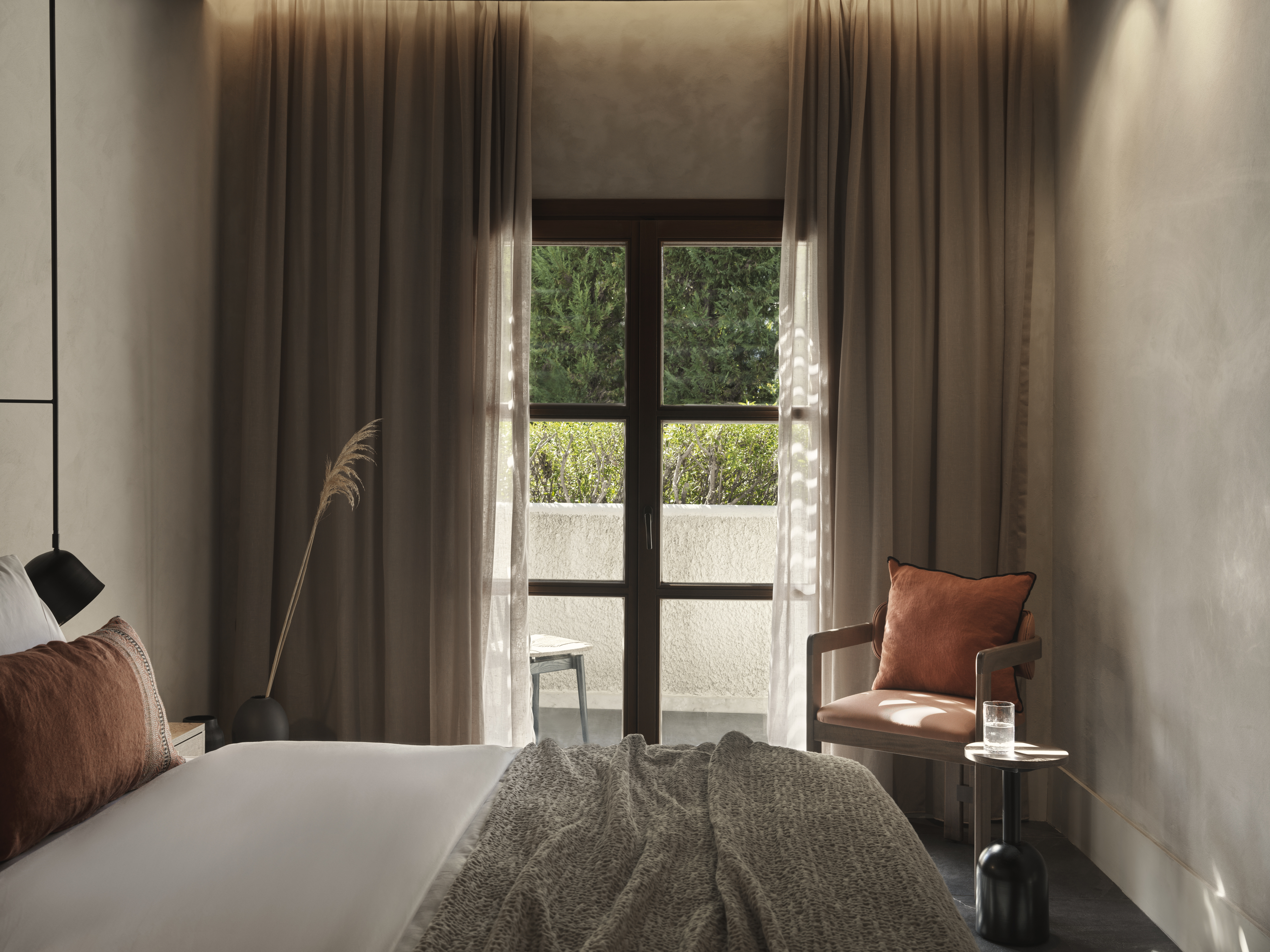 Double Accessible King Size Bed