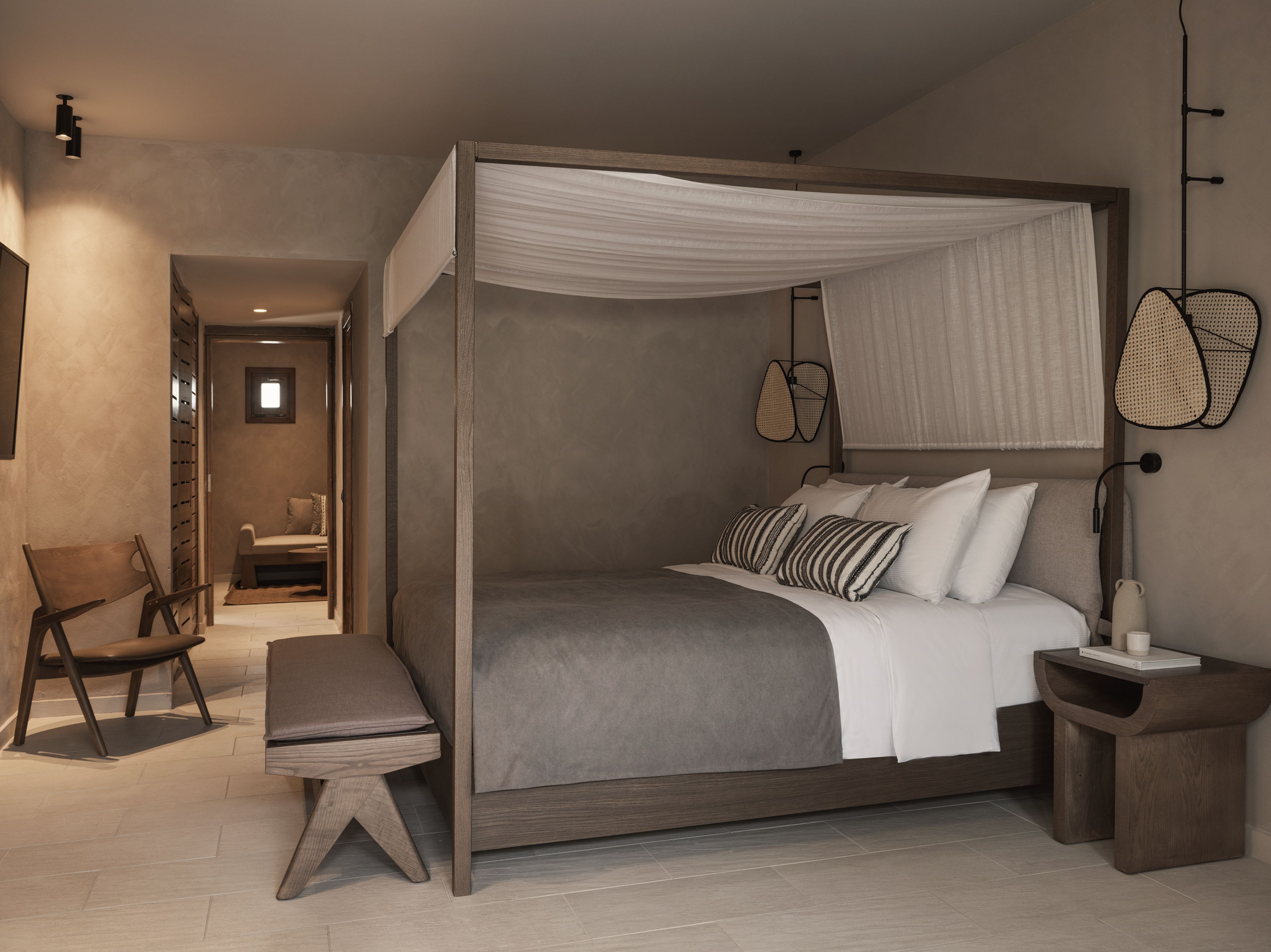 Junior Suite King Size Bed