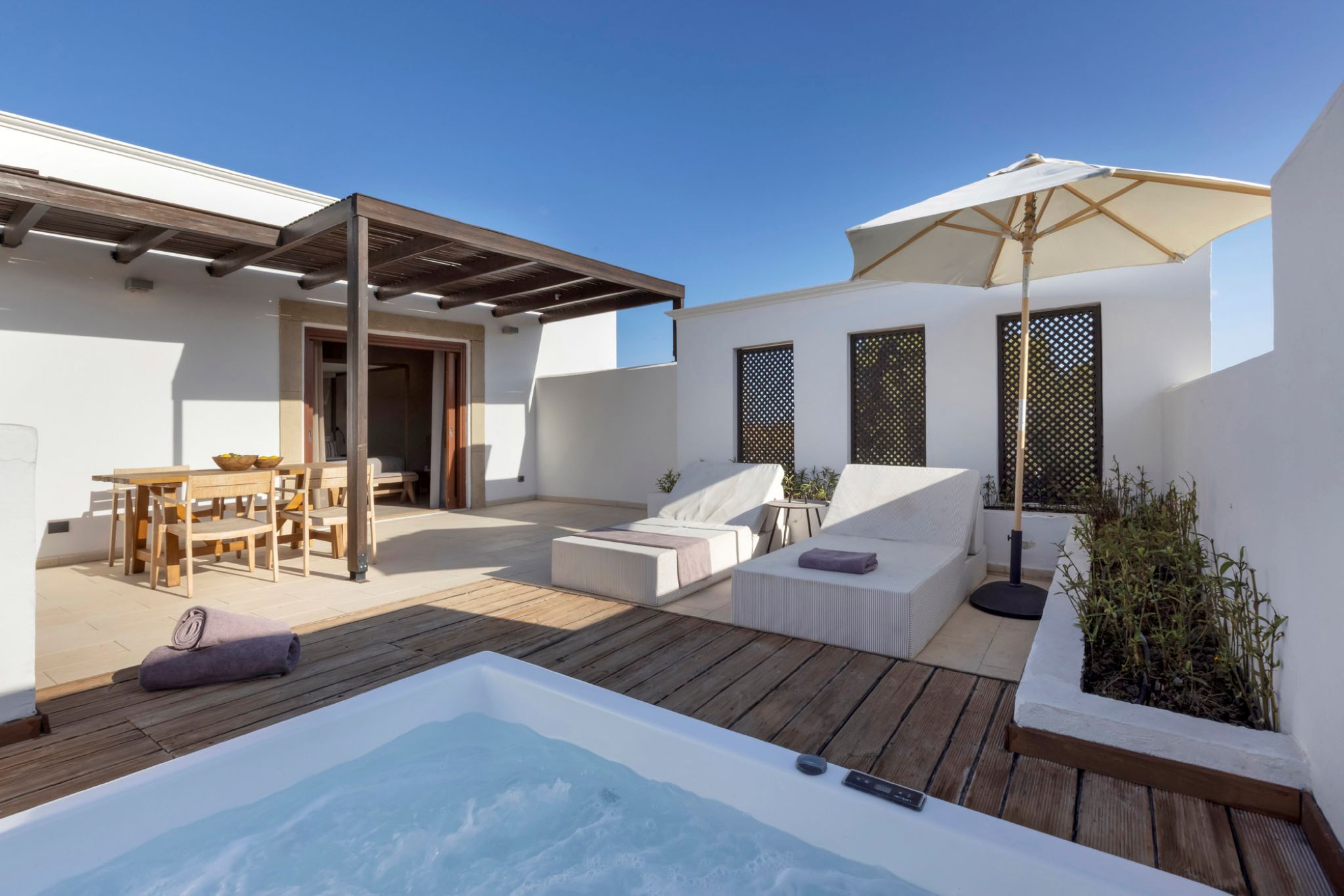 Junior Suite King Size Bed