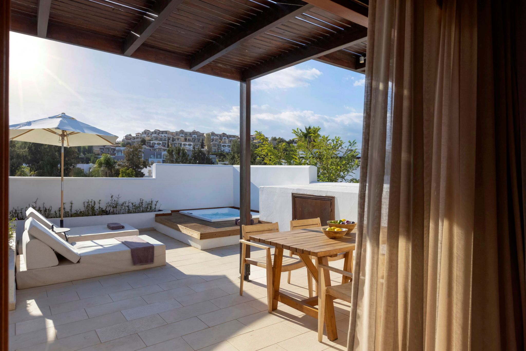 Junior Suite King Size Bed